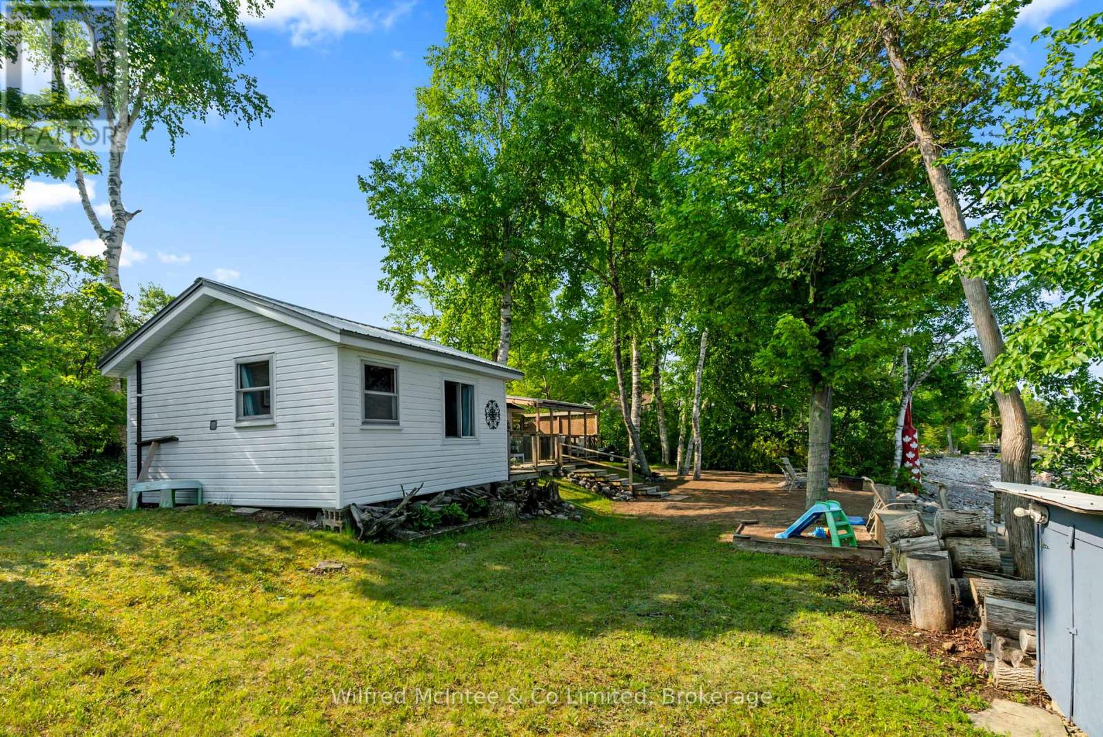 415 Bruce Road 13, Native Leased Lands, Ontario  N0H 2L0 - Photo 40 - X12216030
