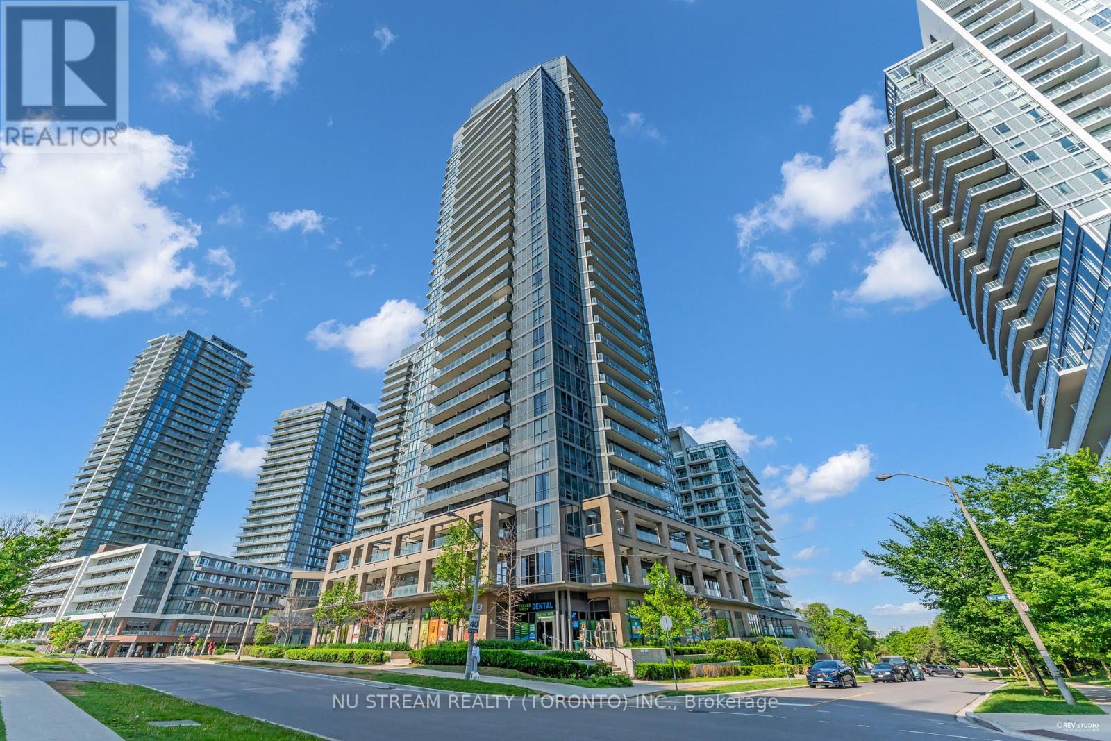 1501 - 56 FOREST MANOR ROAD, Toronto, Ontario