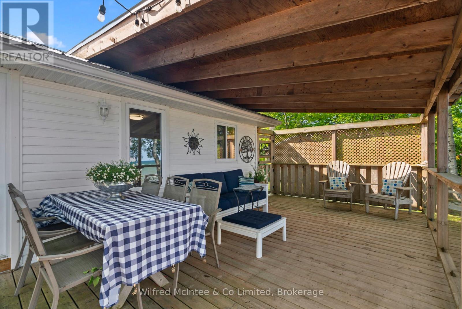 415 Bruce Road 13, Native Leased Lands, Ontario  N0H 2L0 - Photo 27 - X12216030