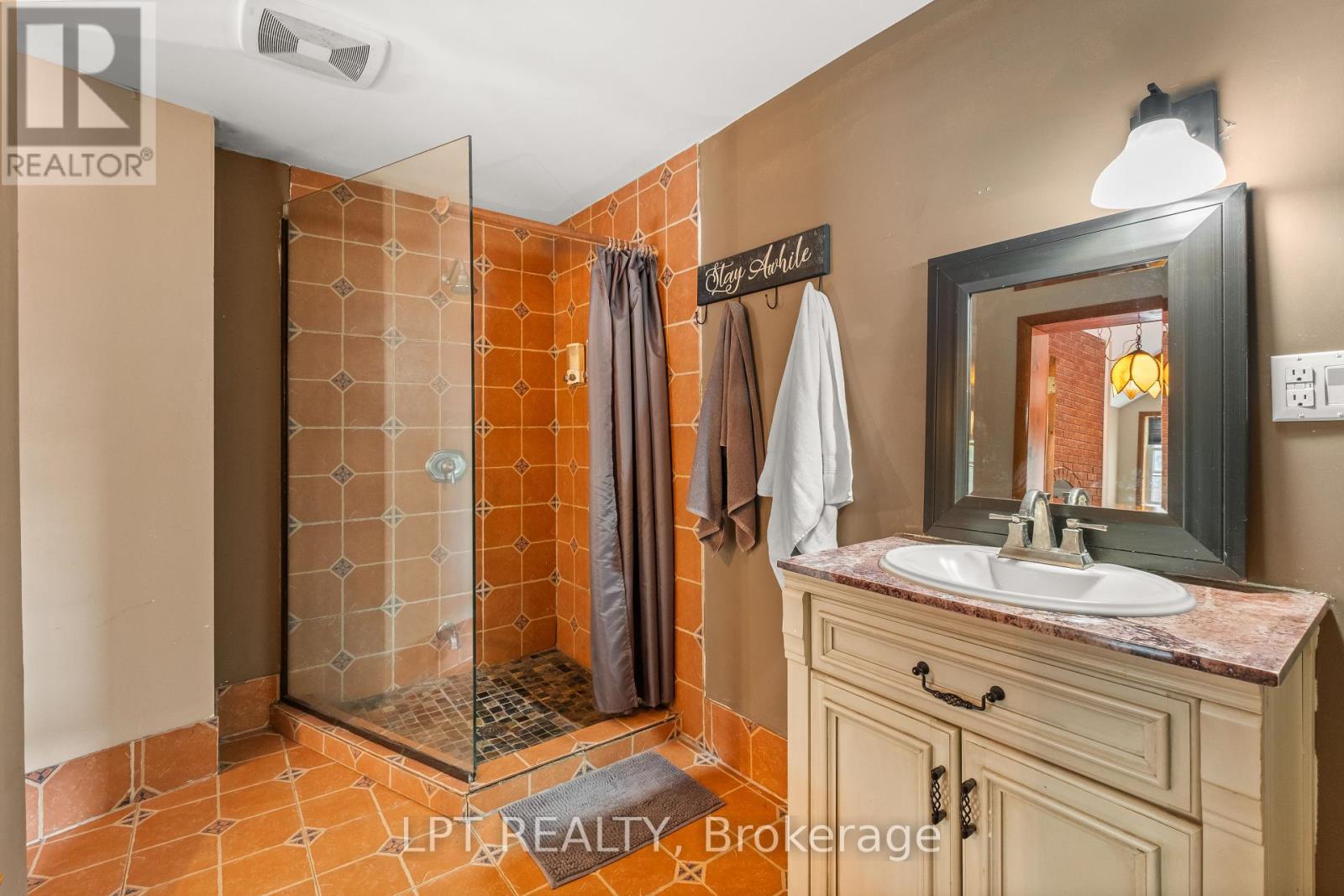 277 Brock Street, Gananoque, Ontario  K7G 1K5 - Photo 24 - X12216068