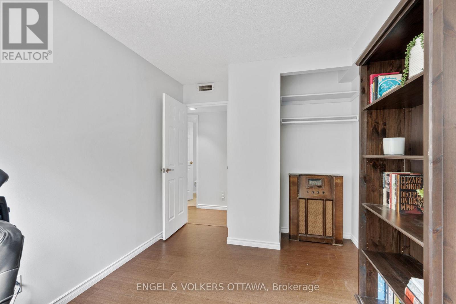 406 - 470 Laurier Avenue W, Ottawa, Ontario  K1R 7W9 - Photo 19 - X12216043