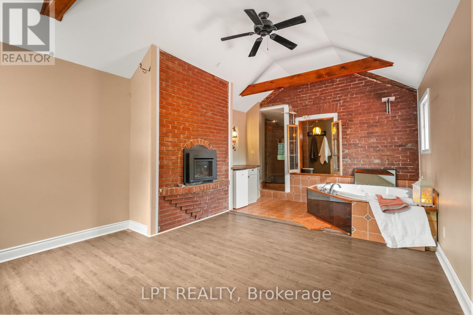277 Brock Street, Gananoque, Ontario  K7G 1K5 - Photo 25 - X12216068