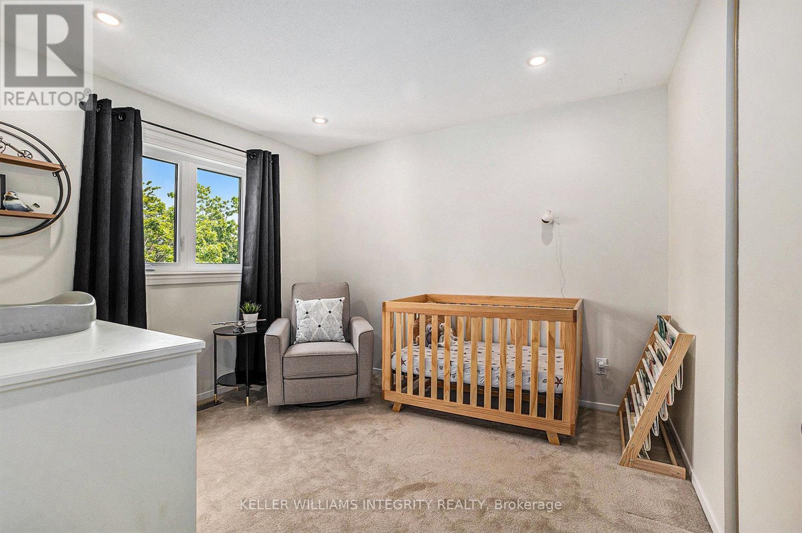 6 Barra Avenue, Ottawa, Ontario  K2L 2R8 - Photo 23 - X12216160