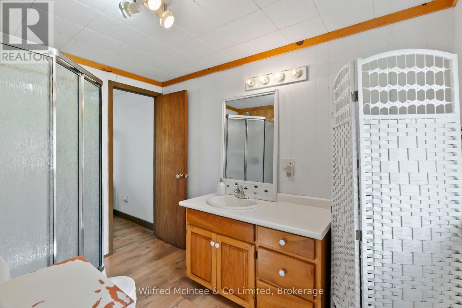 415 Bruce Road 13, Native Leased Lands, Ontario  N0H 2L0 - Photo 20 - X12216030