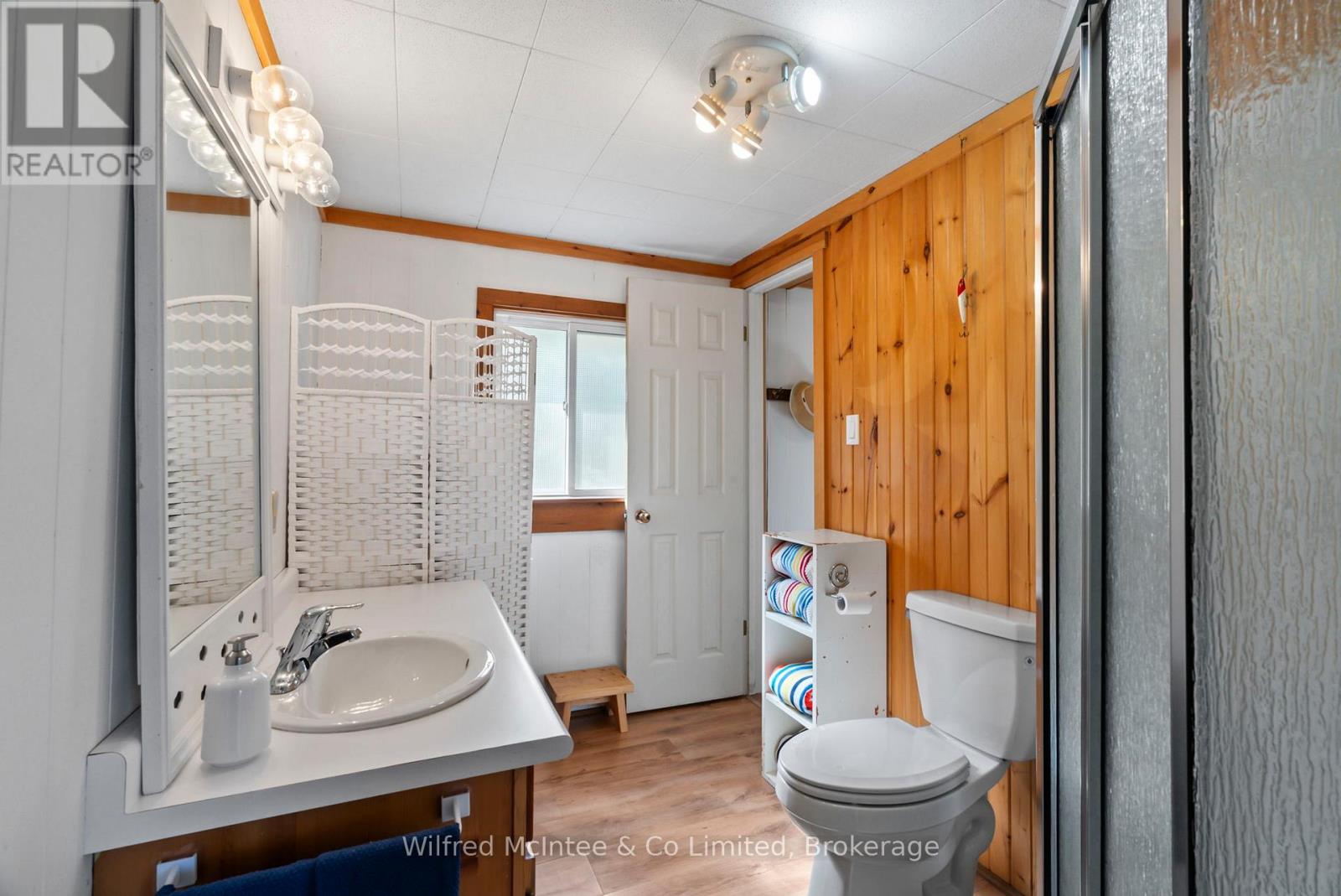 415 Bruce Road 13, Native Leased Lands, Ontario  N0H 2L0 - Photo 21 - X12216030