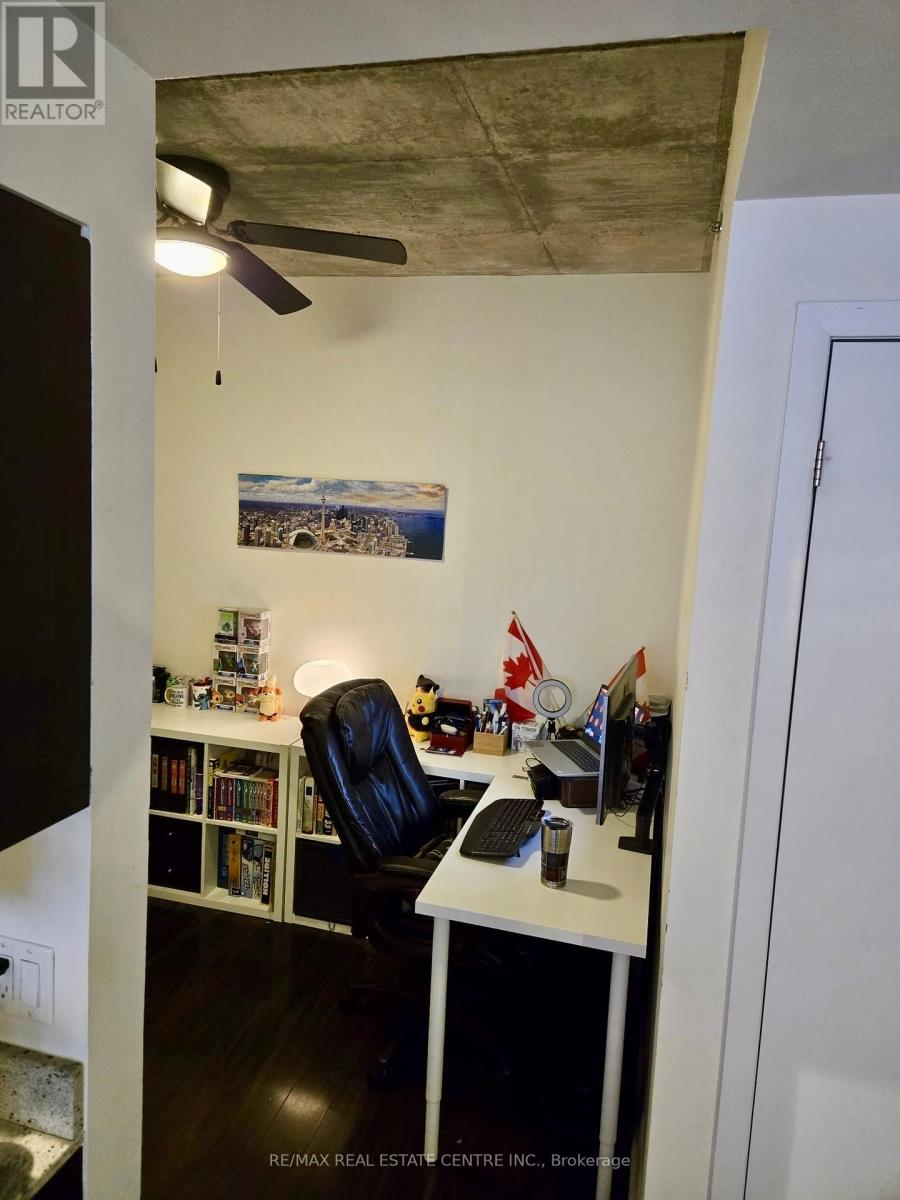 2106 - 375 King Street, Toronto (Waterfront Communities), Ontario  M5V 1K5 - Photo 19 - C12216249