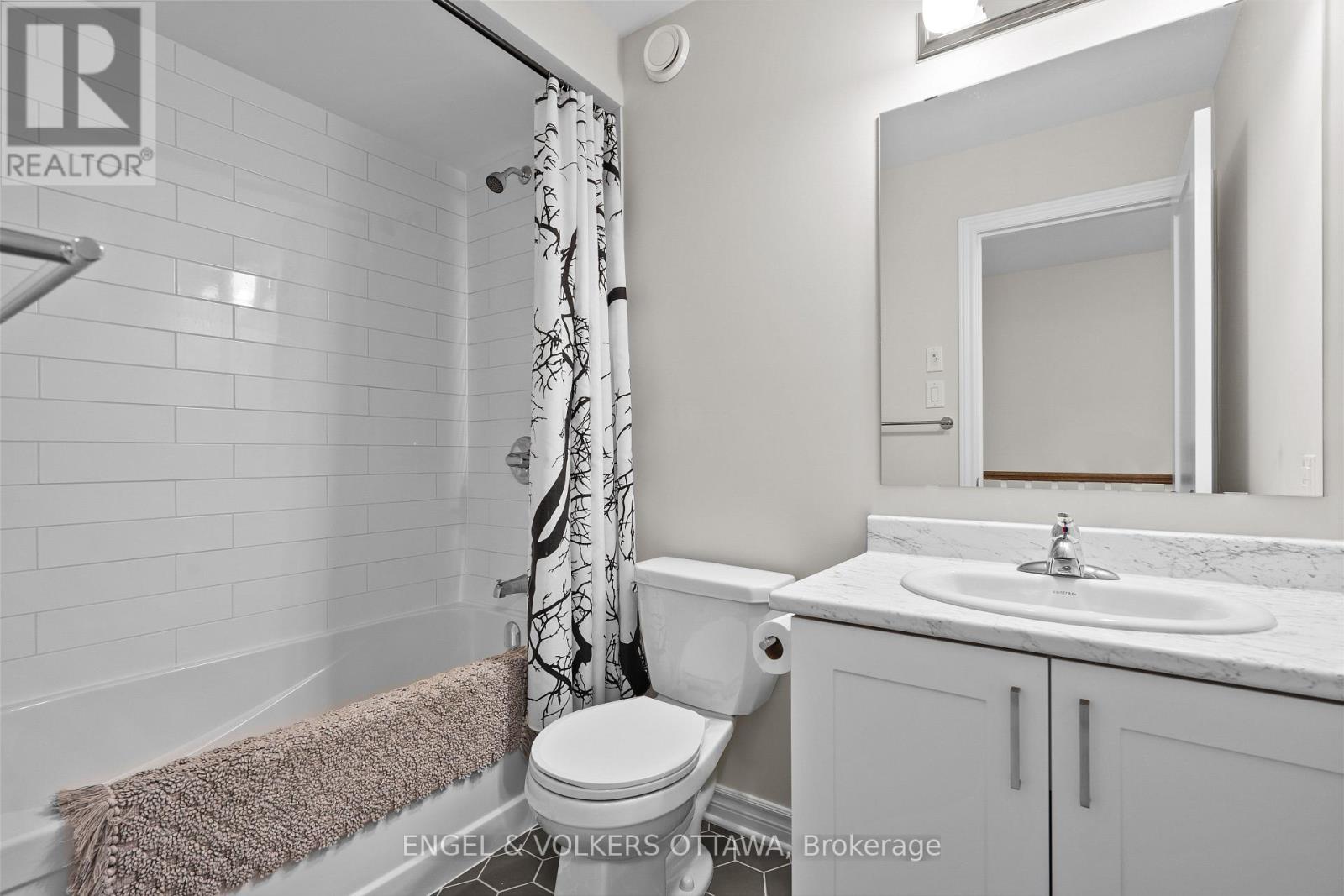 523 Manhattan Court, Russell, Ontario  K4R 0G1 - Photo 42 - X12215981