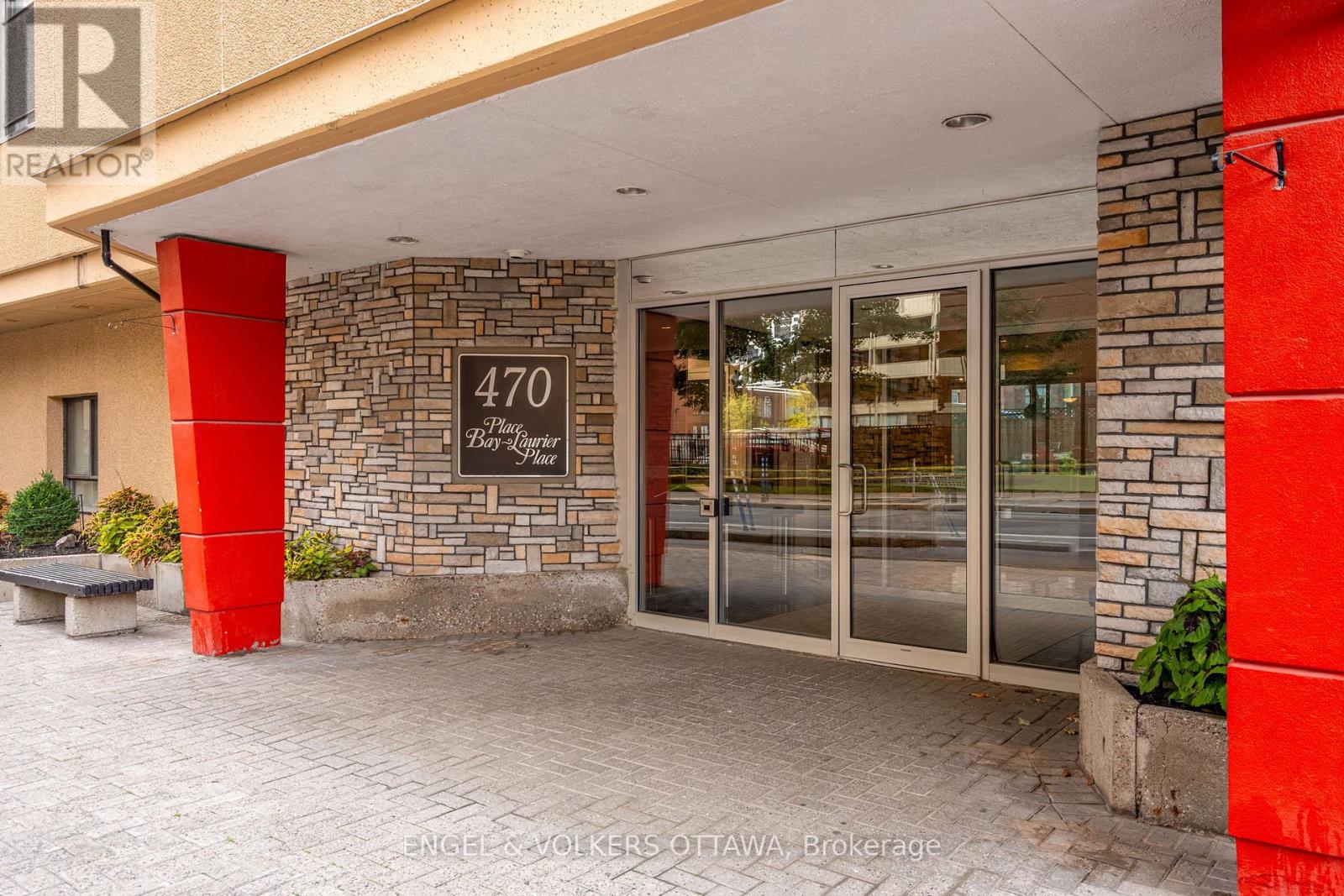 406 - 470 Laurier Avenue W, Ottawa, Ontario  K1R 7W9 - Photo 3 - X12216043