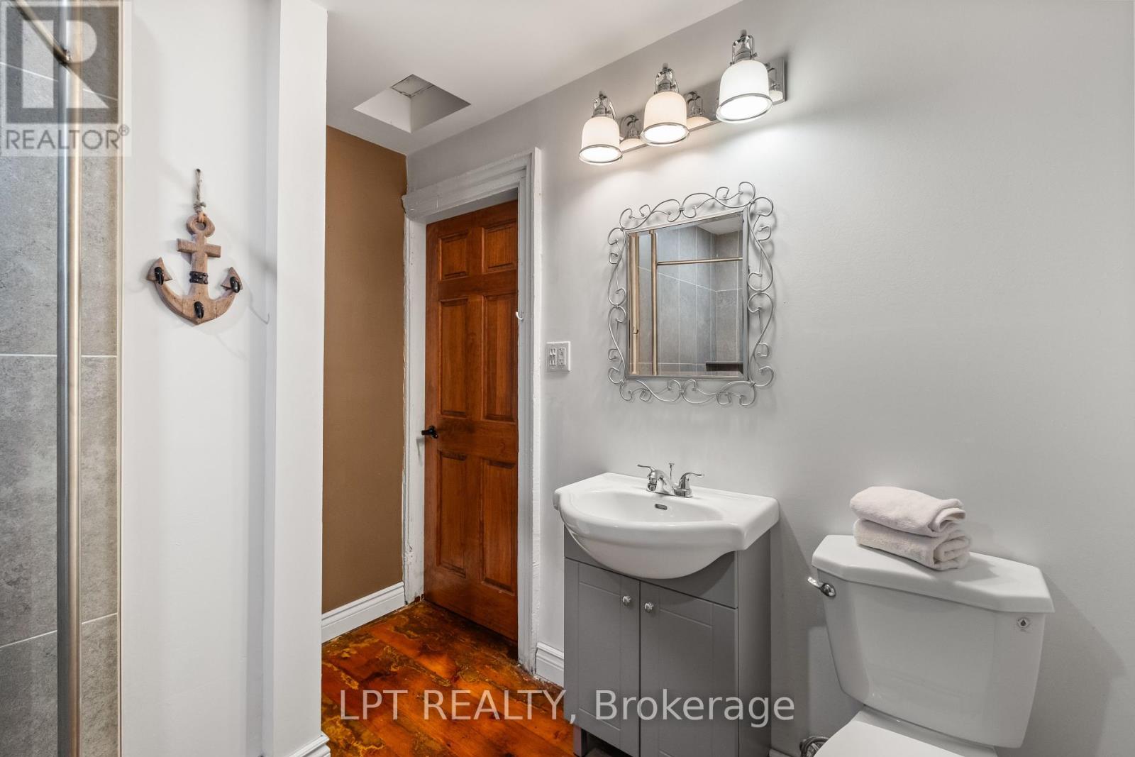 277 Brock Street, Gananoque, Ontario  K7G 1K5 - Photo 28 - X12216068