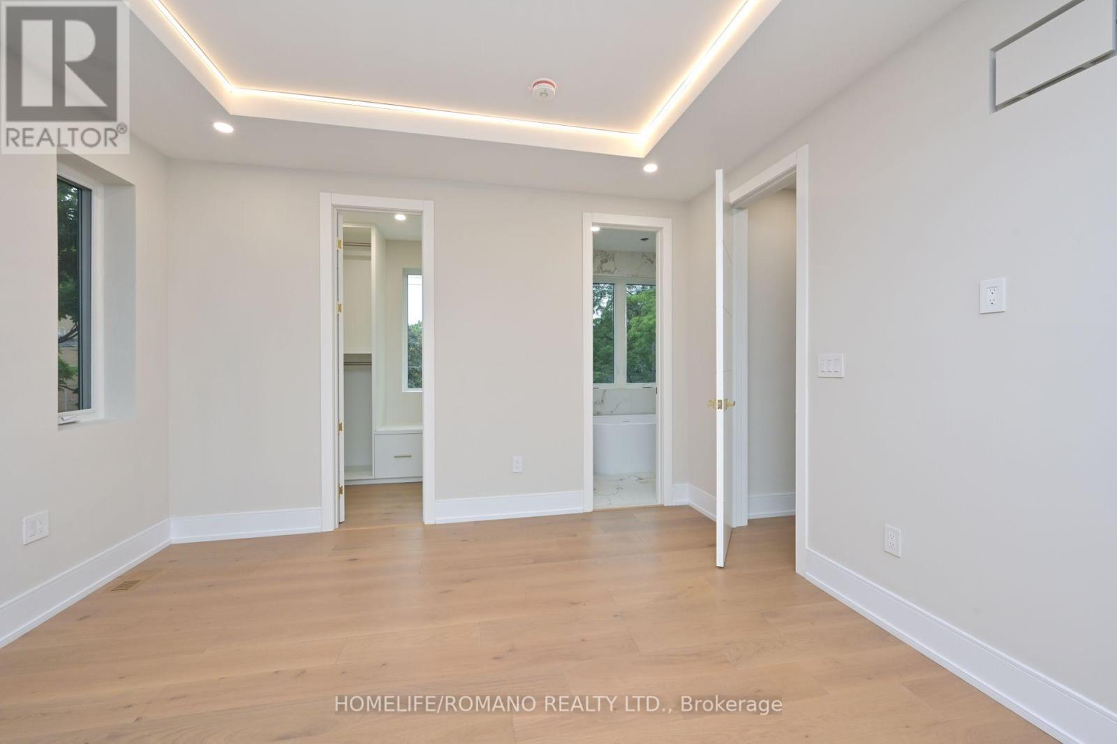 19 King High Avenue, Toronto (Clanton Park), Ontario  M3H 3A8 - Photo 20 - C12216051