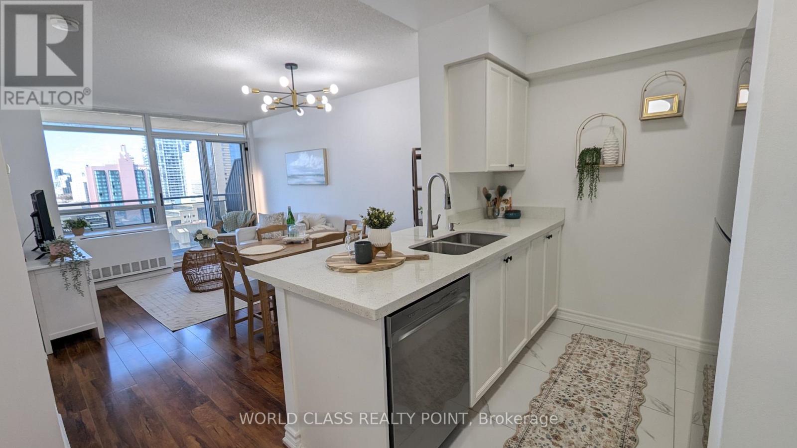 1807 - 155 Beecroft Road, Toronto (Willowdale West), Ontario  M2N 7C6 - Photo 5 - C12216038