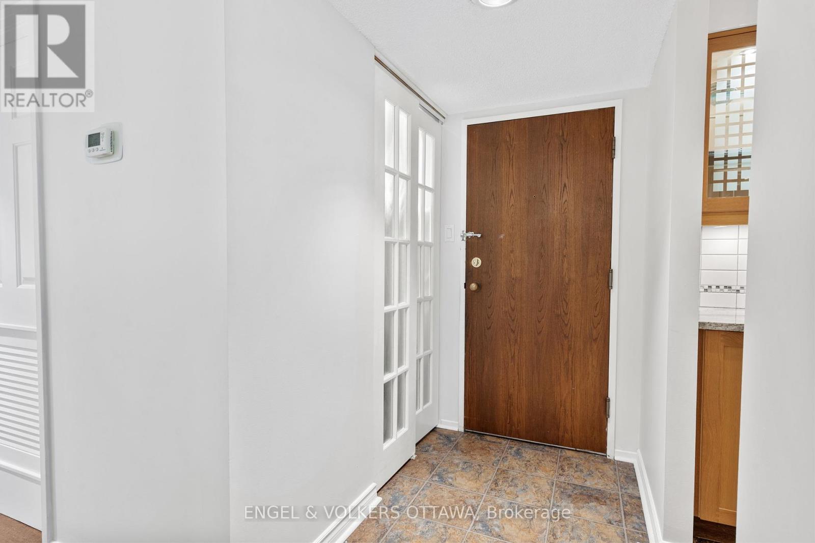 406 - 470 Laurier Avenue W, Ottawa, Ontario  K1R 7W9 - Photo 5 - X12216043