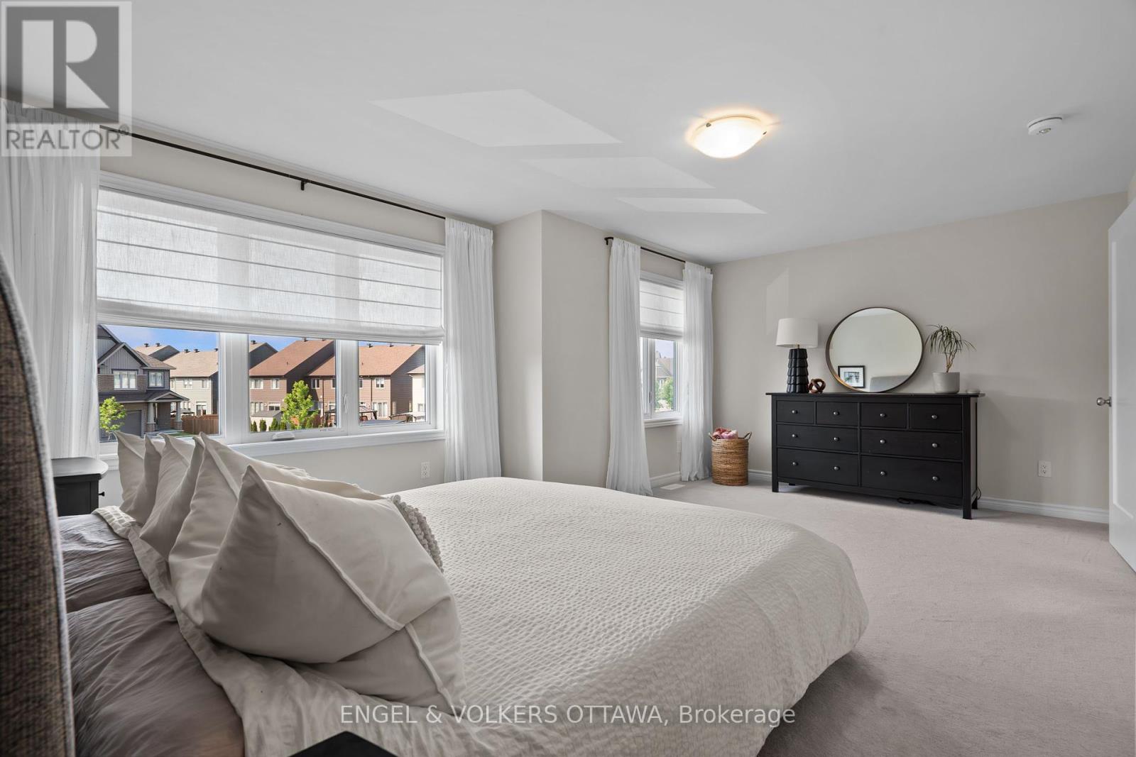 523 Manhattan Court, Russell, Ontario  K4R 0G1 - Photo 31 - X12215981