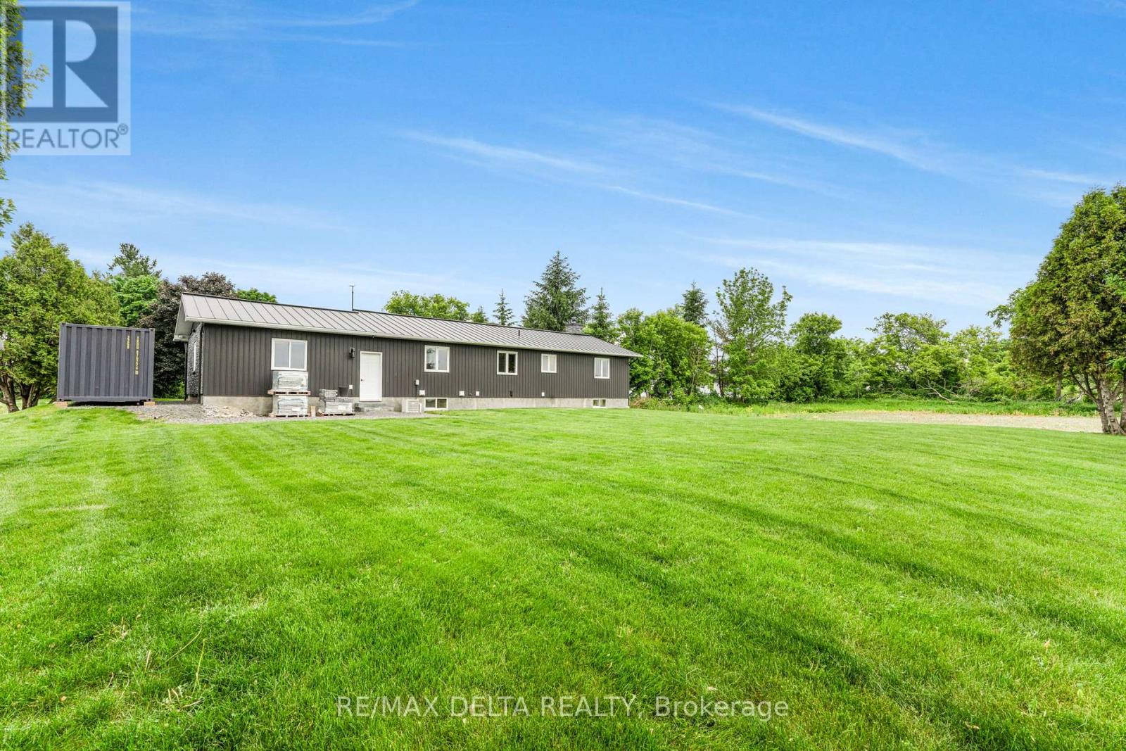 12271 County Rd 5 Road, North Dundas, Ontario  K0C 2H0 - Photo 29 - X12216175