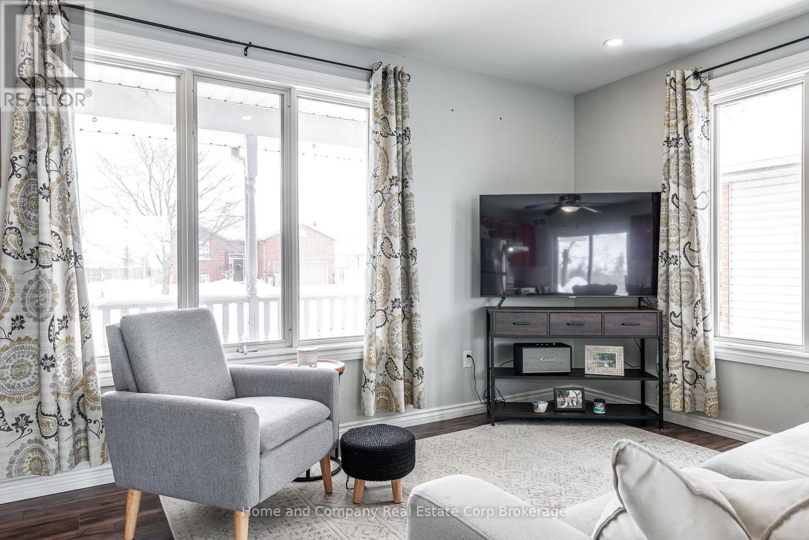 44 Eleanor Street, West Perth, Ontario  N0K 1N0 - Photo 7 - X12216171