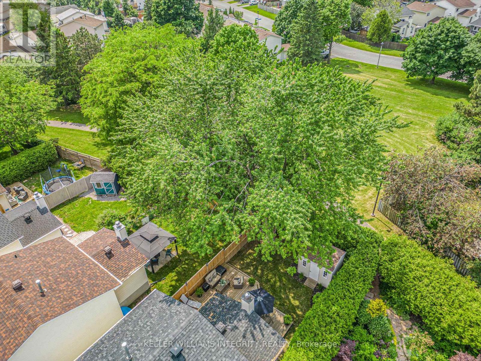 6 Barra Avenue, Ottawa, Ontario  K2L 2R8 - Photo 32 - X12216160