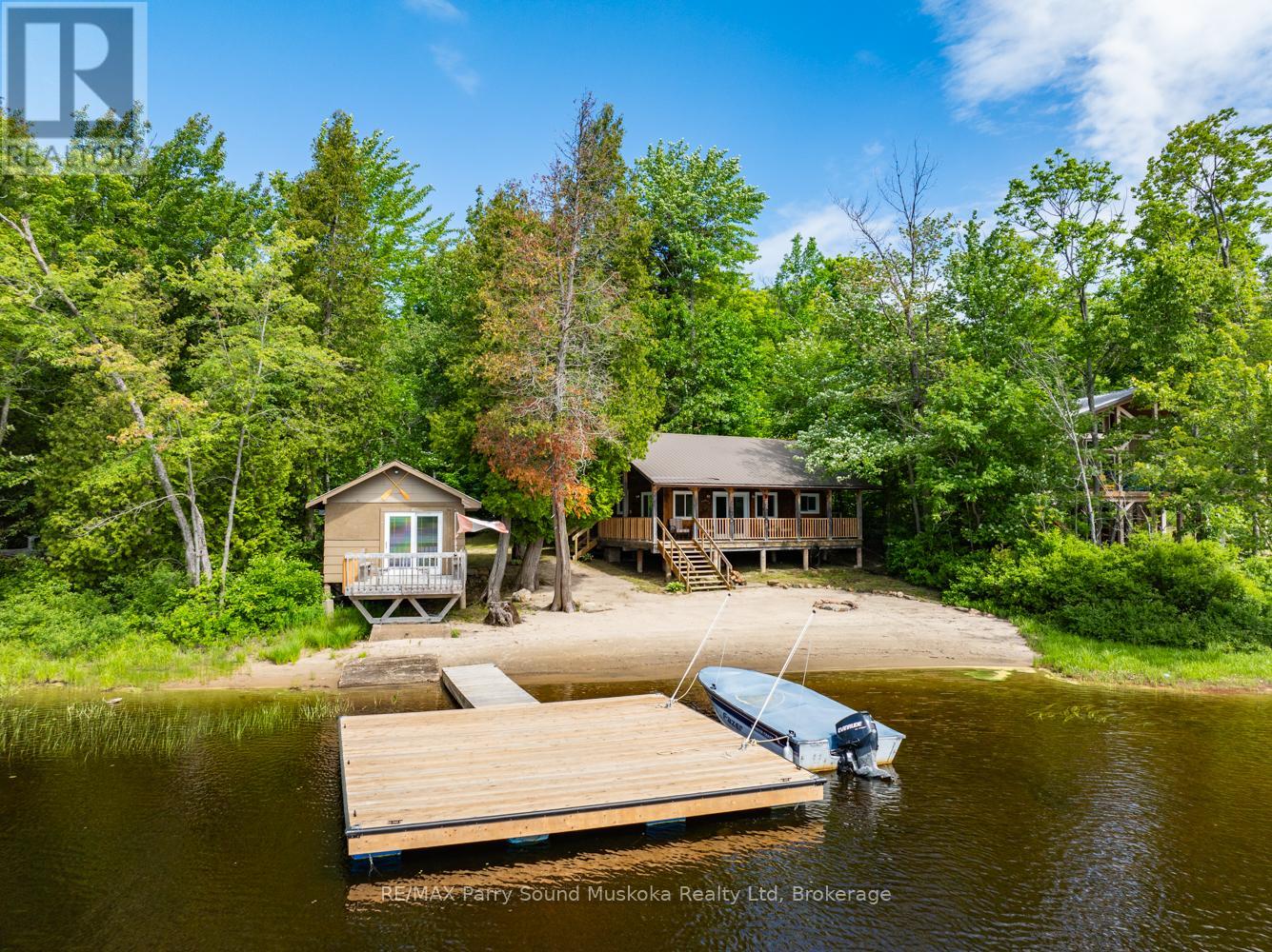 3 MACEY DRIVE, Whitestone, Ontario