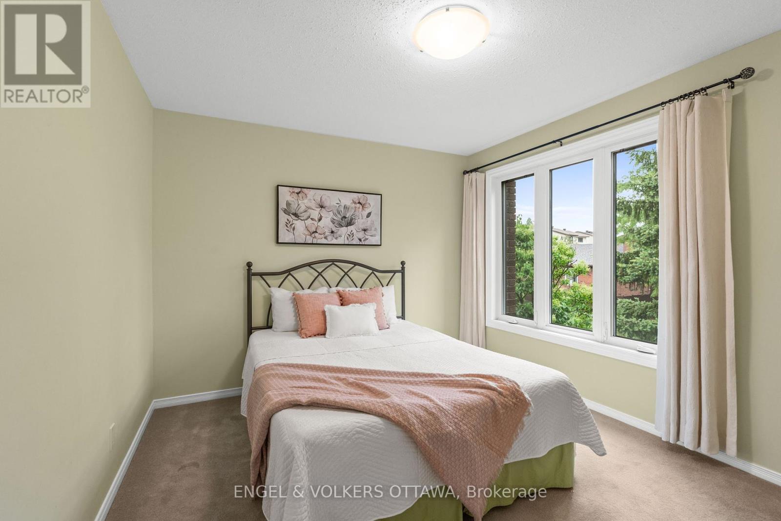 12 Hackett Street, Ottawa, Ontario  K1V 0P8 - Photo 21 - X12216424