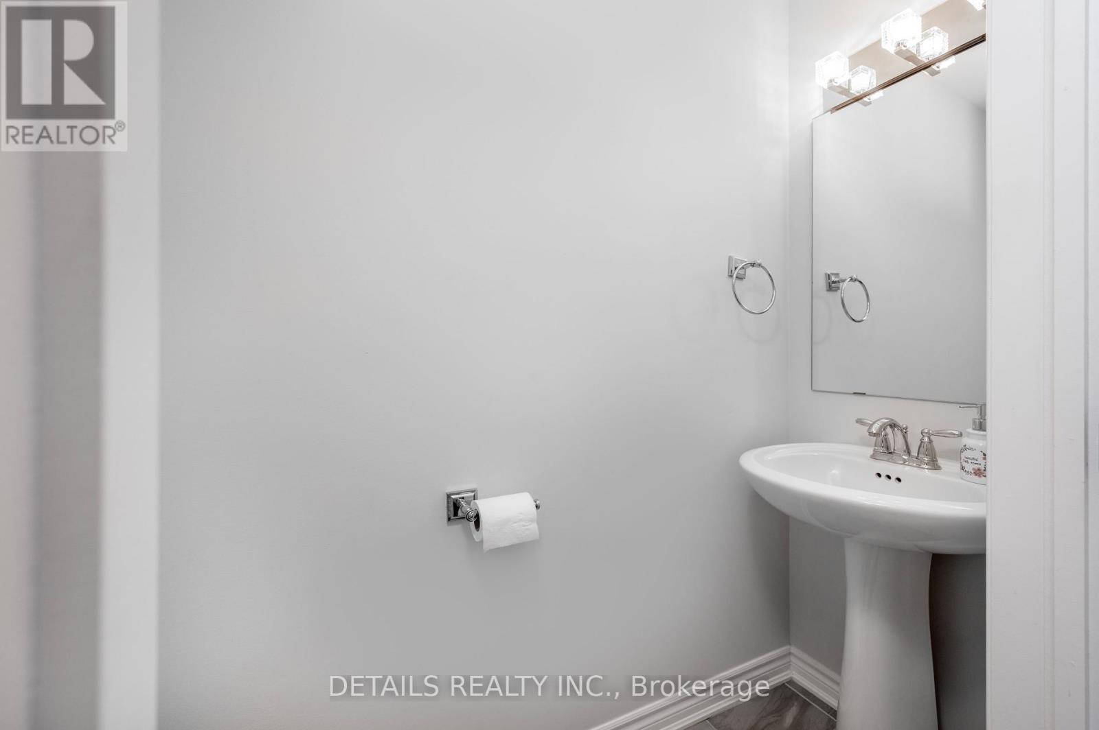 434 White Arctic Avenue, Ottawa, Ontario  K2J 5Y9 - Photo 4 - X12216146