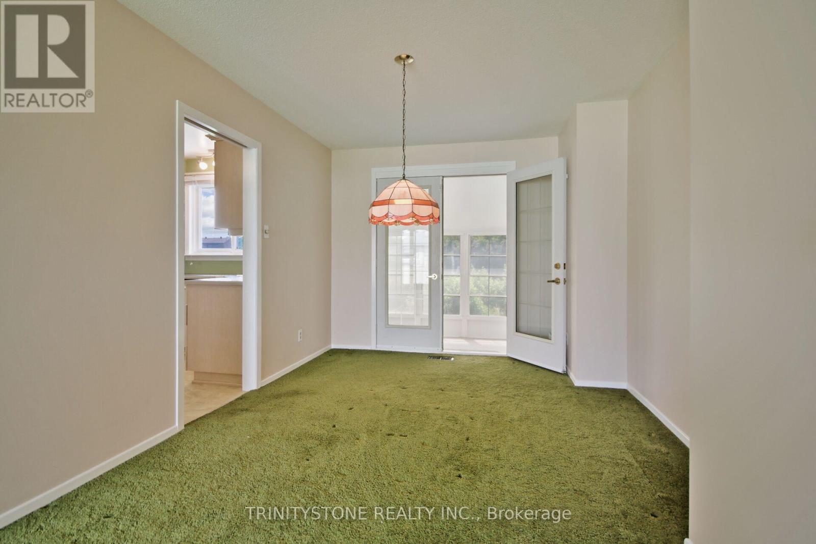18 Charing Road, Ottawa, Ontario  K2G 0Z5 - Photo 22 - X12216435