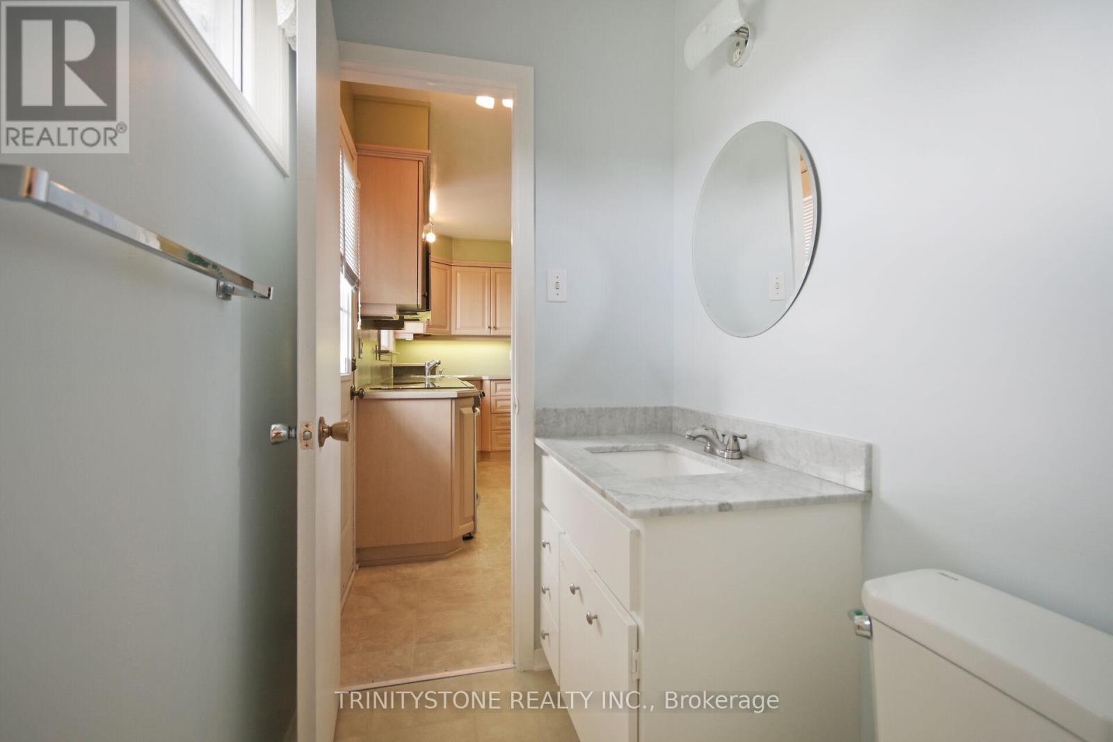 18 Charing Road, Ottawa, Ontario  K2G 0Z5 - Photo 33 - X12216435