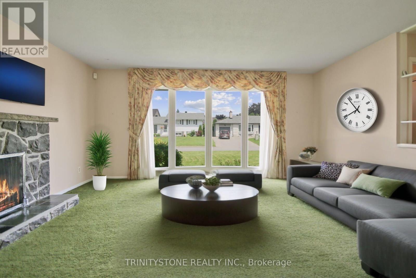 18 Charing Road, Ottawa, Ontario  K2G 0Z5 - Photo 8 - X12216435