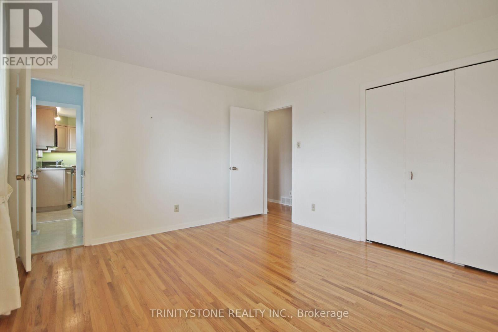 18 Charing Road, Ottawa, Ontario  K2G 0Z5 - Photo 26 - X12216435