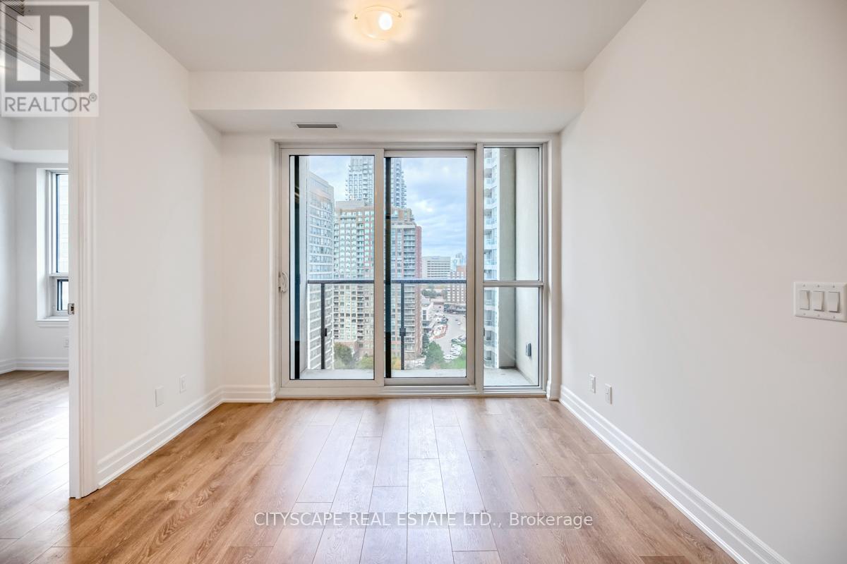 1301 - 30 Elm Drive W, Mississauga, Ontario  L5B 0N6 - Photo 10 - W12214265