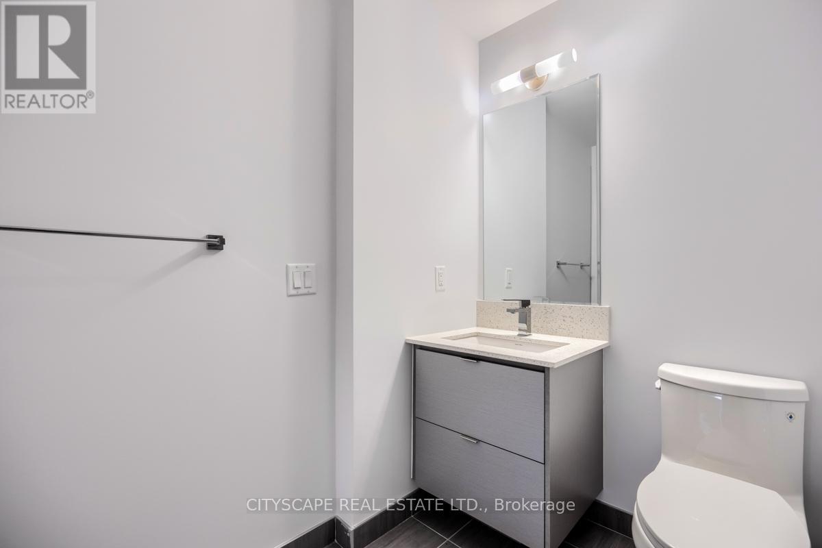 1301 - 30 Elm Drive W, Mississauga, Ontario  L5B 0N6 - Photo 17 - W12214265