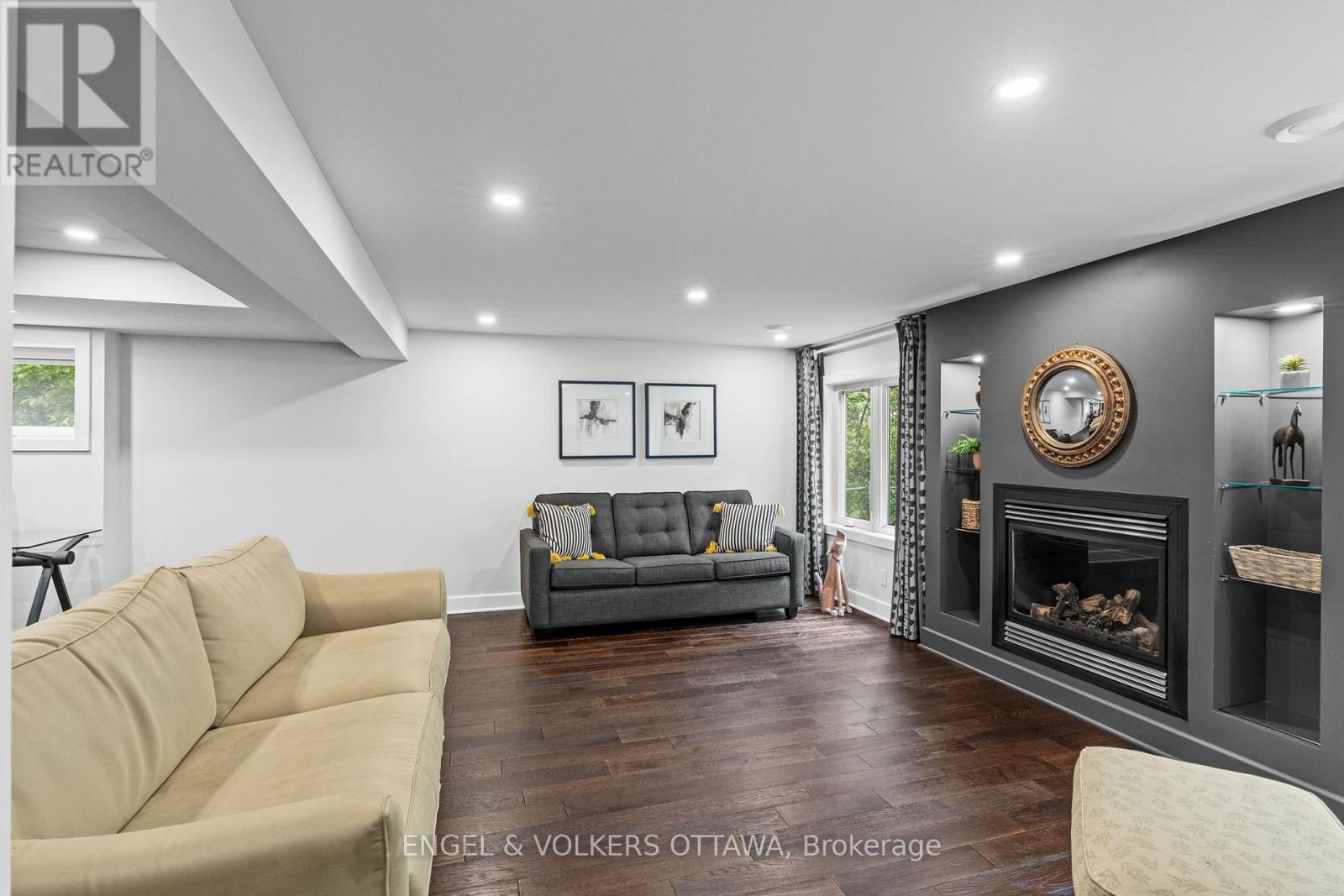 12 Hackett Street, Ottawa, Ontario  K1V 0P8 - Photo 28 - X12216424