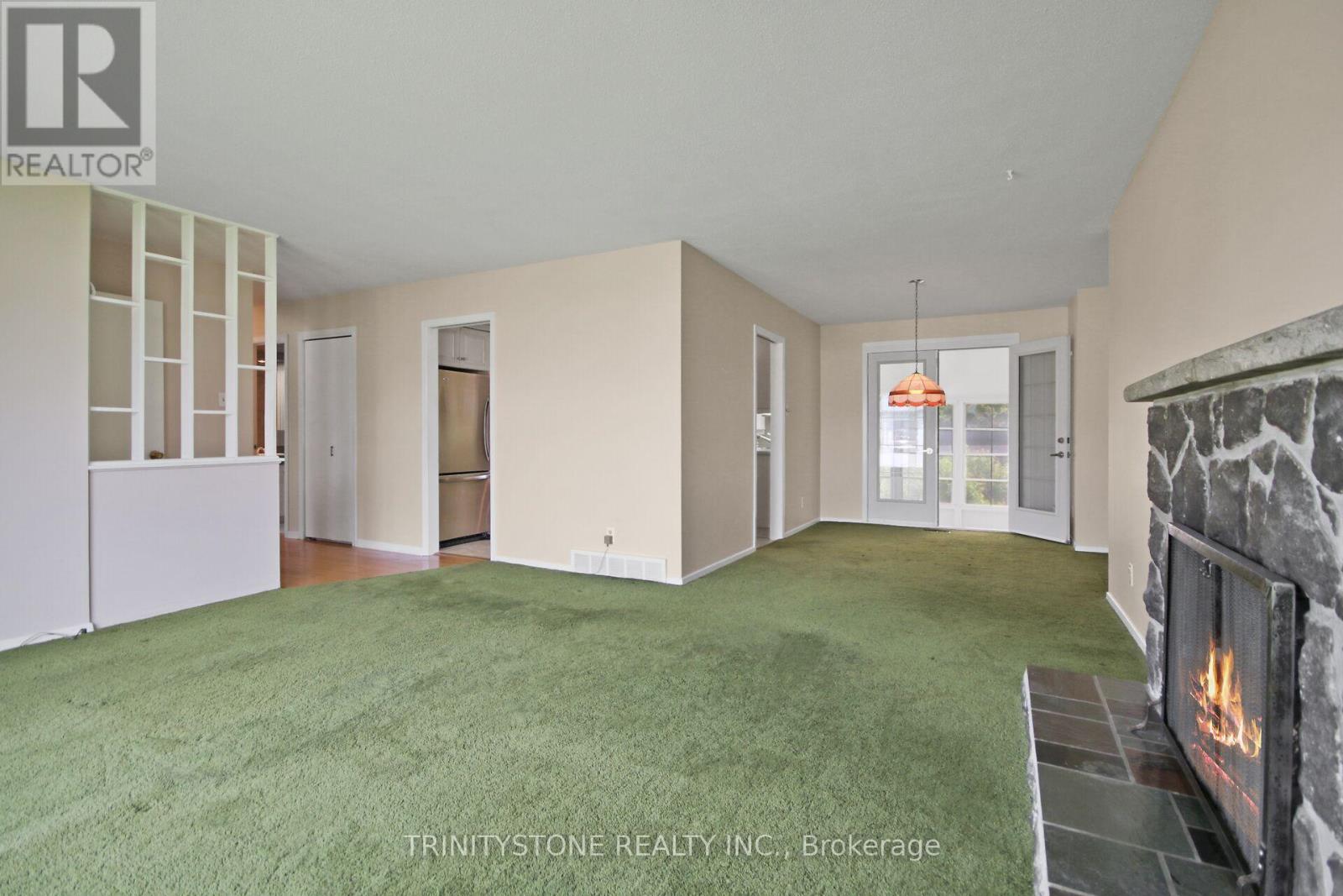 18 Charing Road, Ottawa, Ontario  K2G 0Z5 - Photo 9 - X12216435