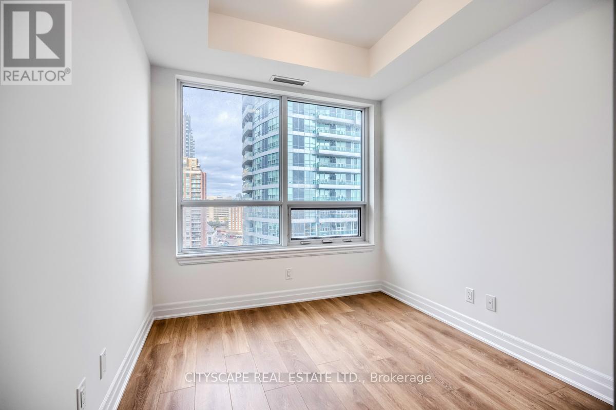 1301 - 30 Elm Drive W, Mississauga, Ontario  L5B 0N6 - Photo 18 - W12214265