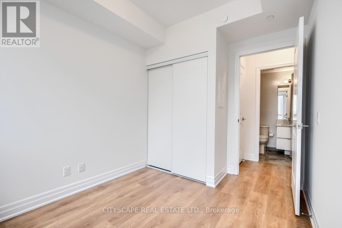 1301 - 30 Elm Drive W, Mississauga, Ontario  L5B 0N6 - Photo 20 - W12214265
