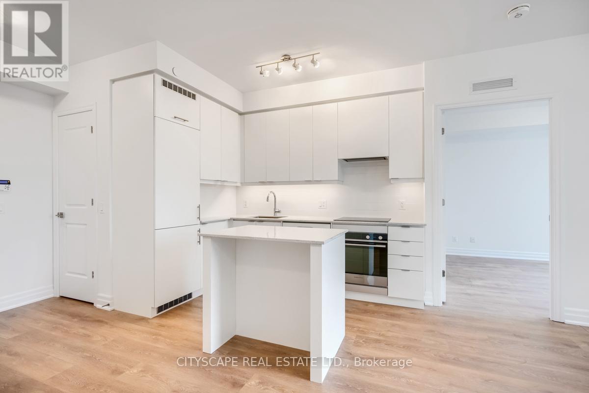 1301 - 30 Elm Drive W, Mississauga, Ontario  L5B 0N6 - Photo 5 - W12214265