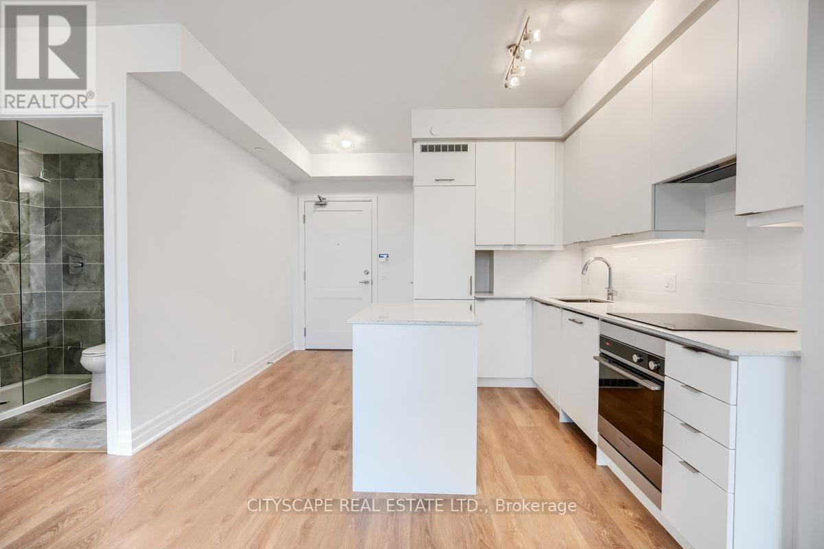1301 - 30 Elm Drive W, Mississauga, Ontario  L5B 0N6 - Photo 7 - W12214265