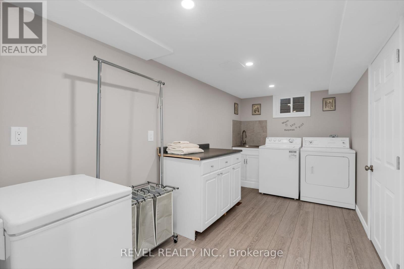 11 North Street, Barrie (Wellington), Ontario  L4M 2S1 - Photo 28 - S12215990