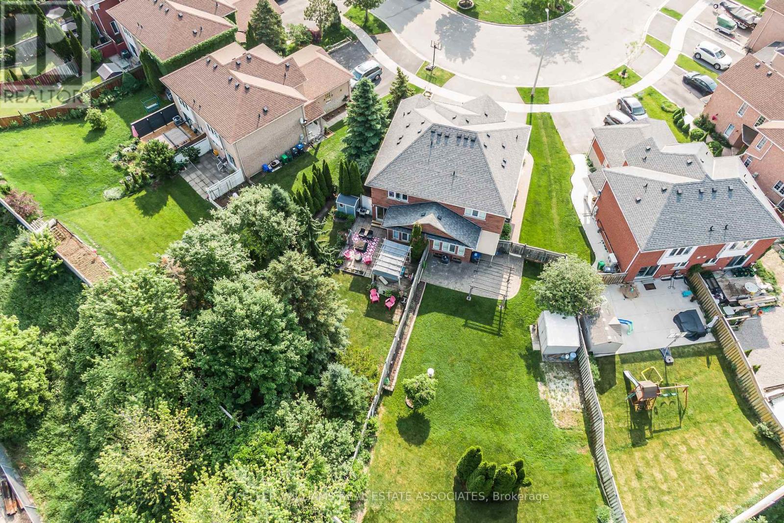 7514 Black Walnut Trail, Mississauga, Ontario  L5N 8A9 - Photo 37 - W12215570