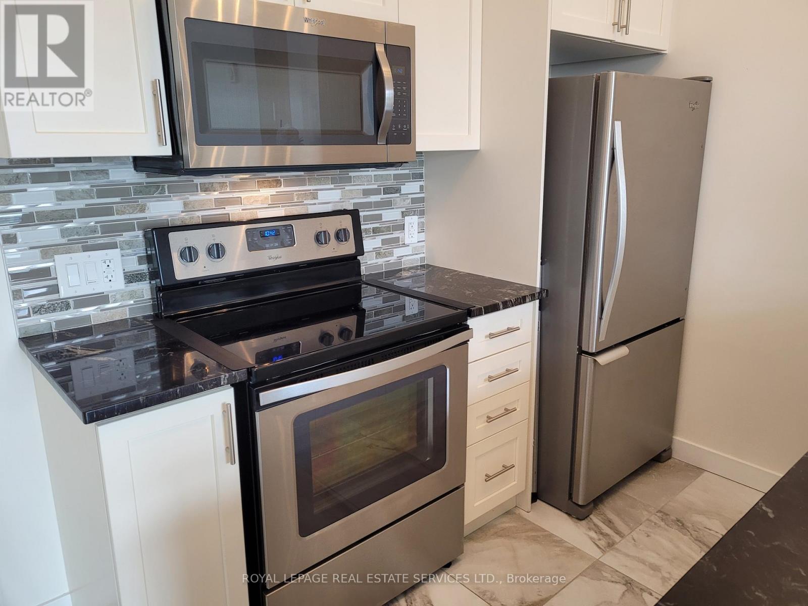 806 - 2490 Old Bronte Road, Oakville, Ontario  L6M 0Y5 - Photo 8 - W12215330