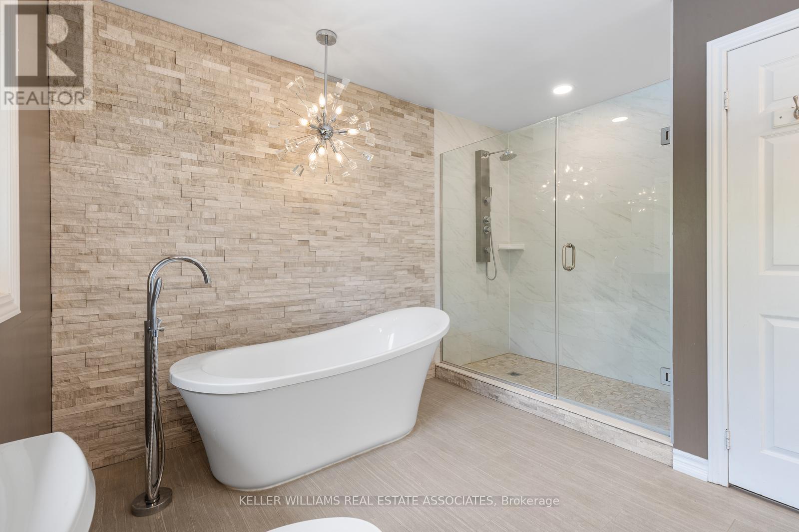 1792 Grosvenor Place, Mississauga, Ontario  L5L 3V8 - Photo 28 - W12215659