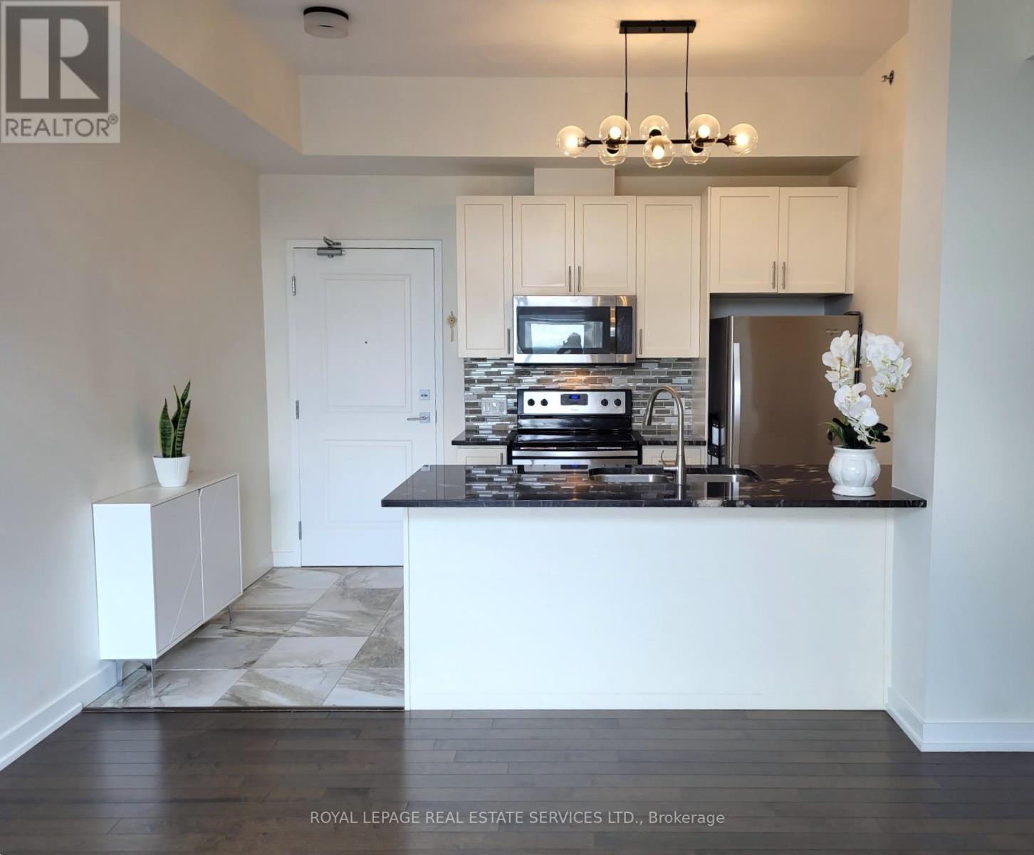 806 - 2490 Old Bronte Road, Oakville, Ontario  L6M 0Y5 - Photo 6 - W12215330