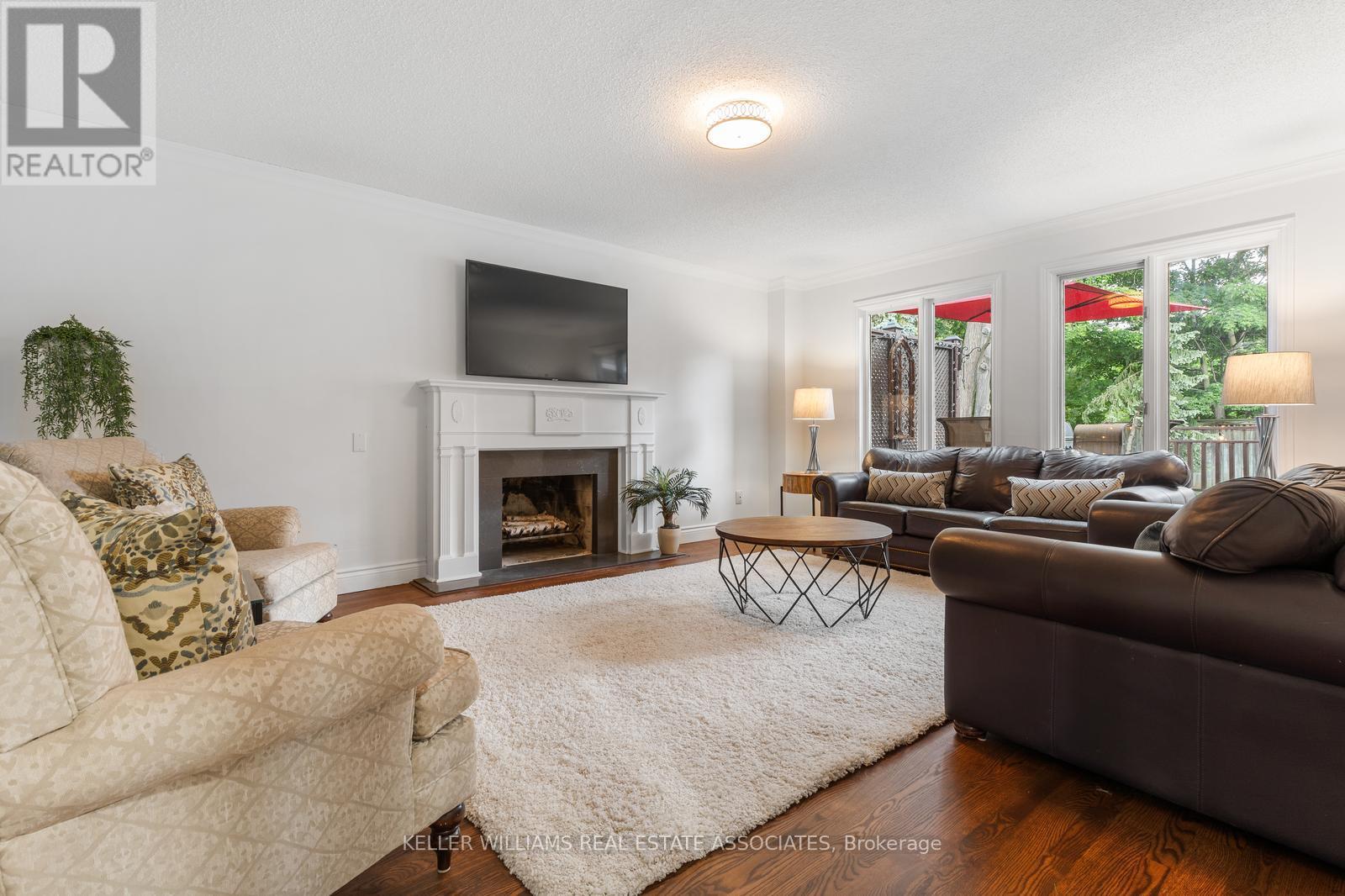 1792 Grosvenor Place, Mississauga, Ontario  L5L 3V8 - Photo 15 - W12215659