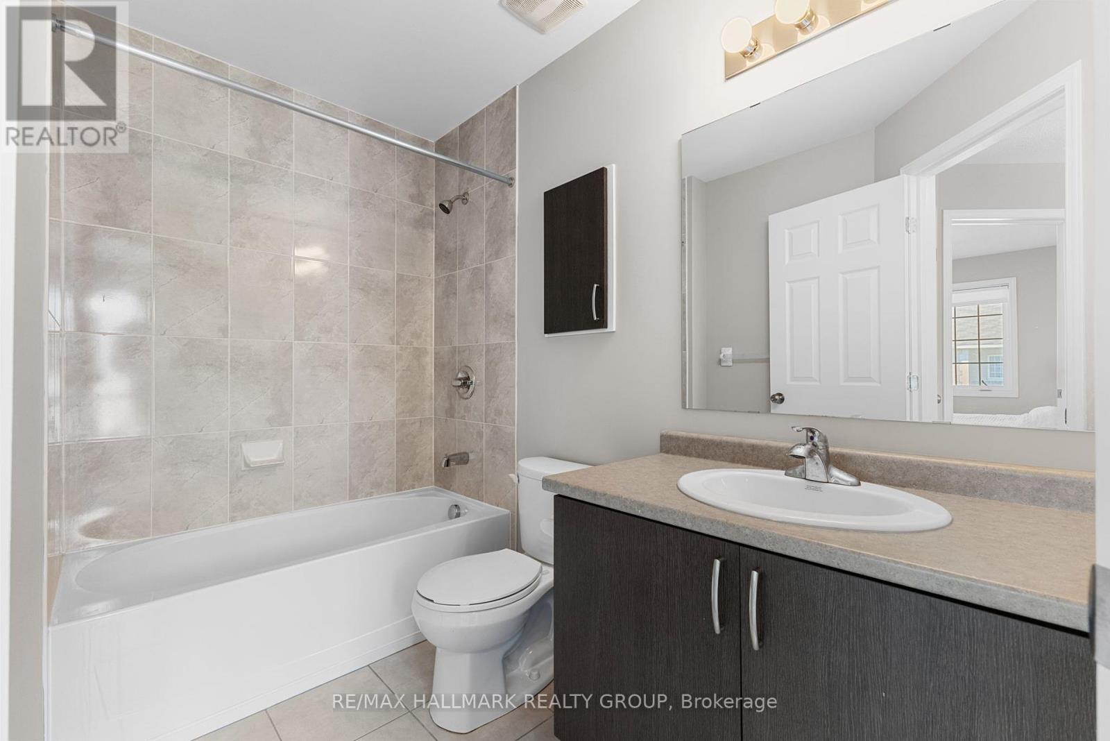 53 Dundalk Private, Ottawa, Ontario  K2J 0J5 - Photo 22 - X12216501