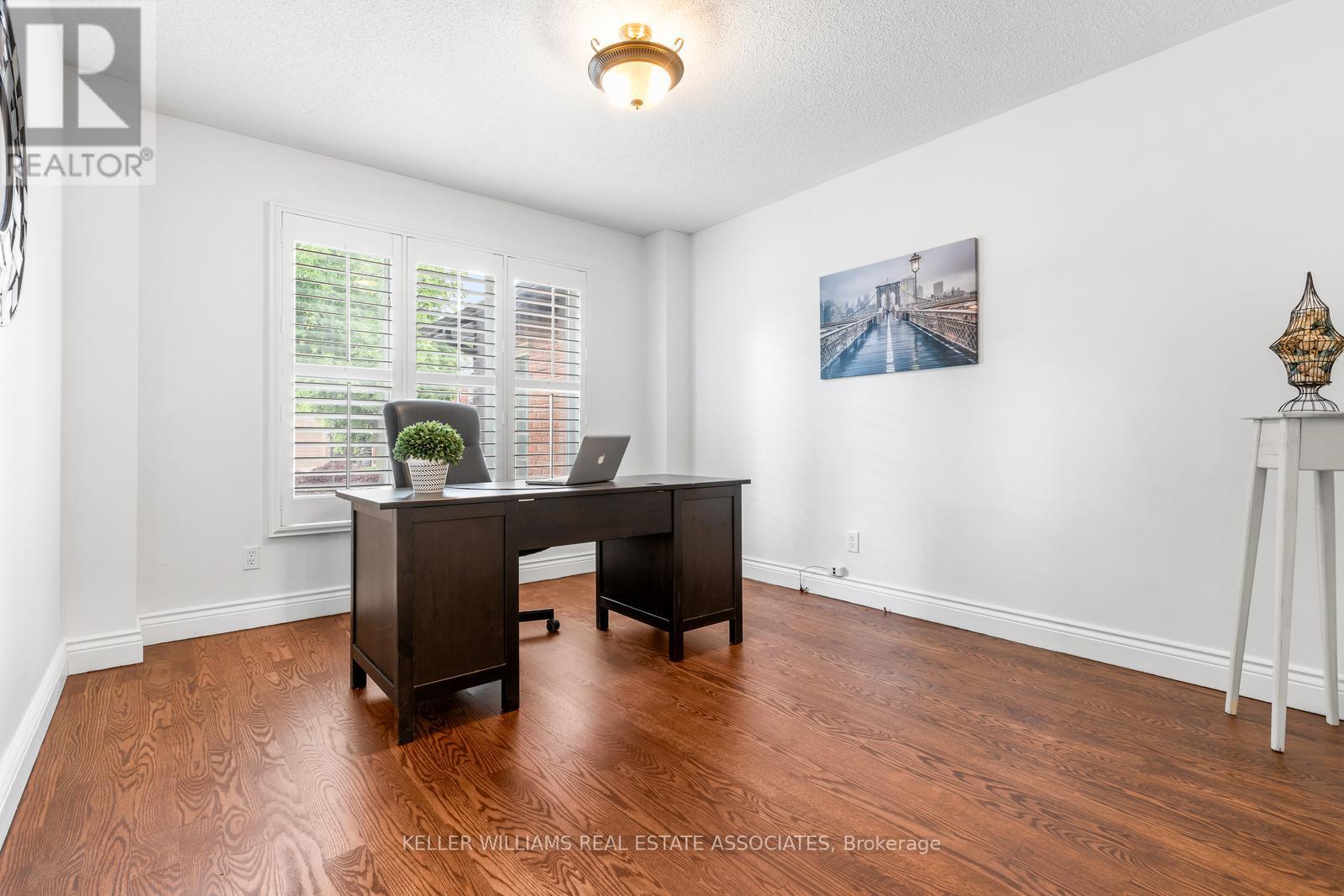 1792 Grosvenor Place, Mississauga, Ontario  L5L 3V8 - Photo 16 - W12215659