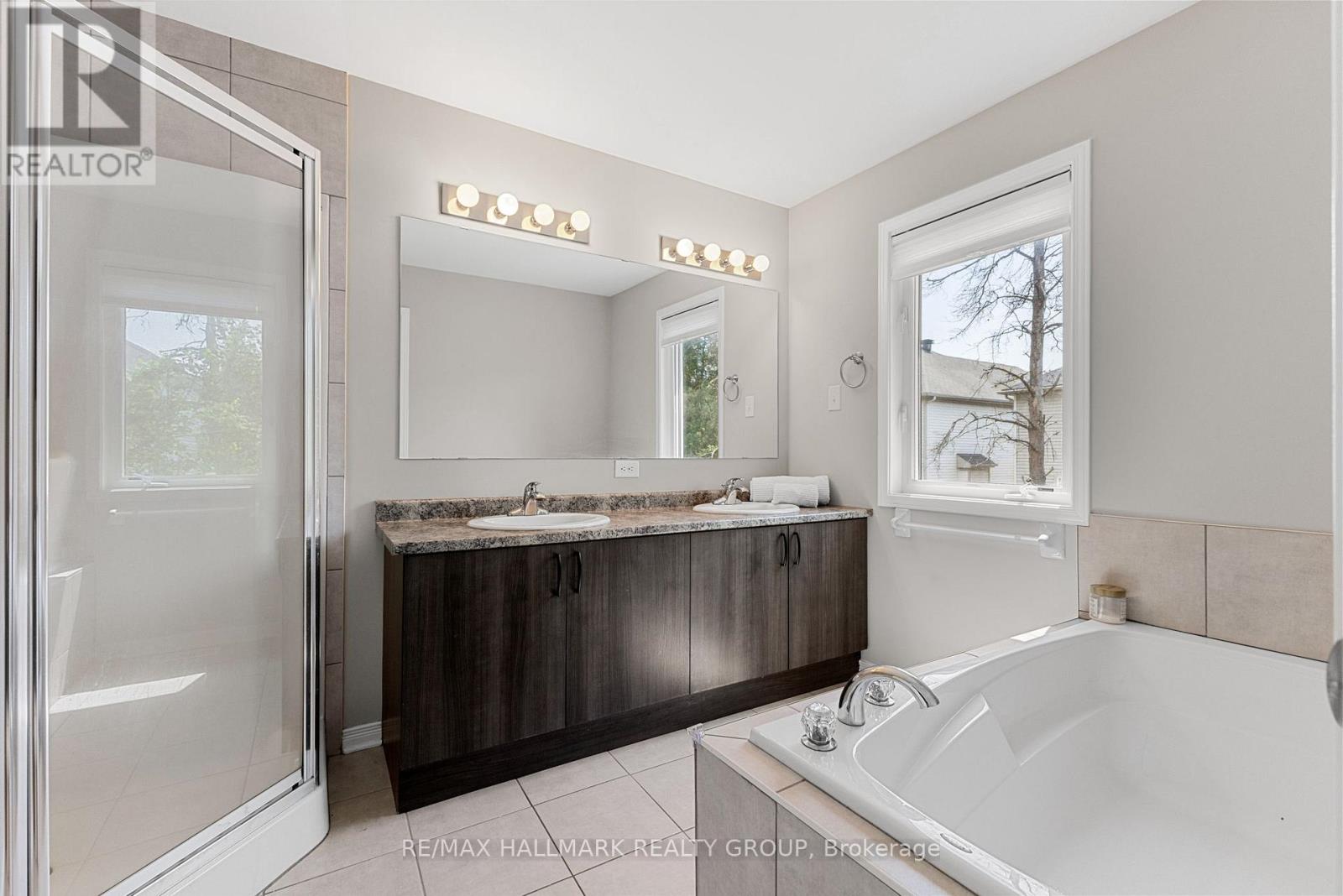 53 Dundalk Private, Ottawa, Ontario  K2J 0J5 - Photo 27 - X12216501