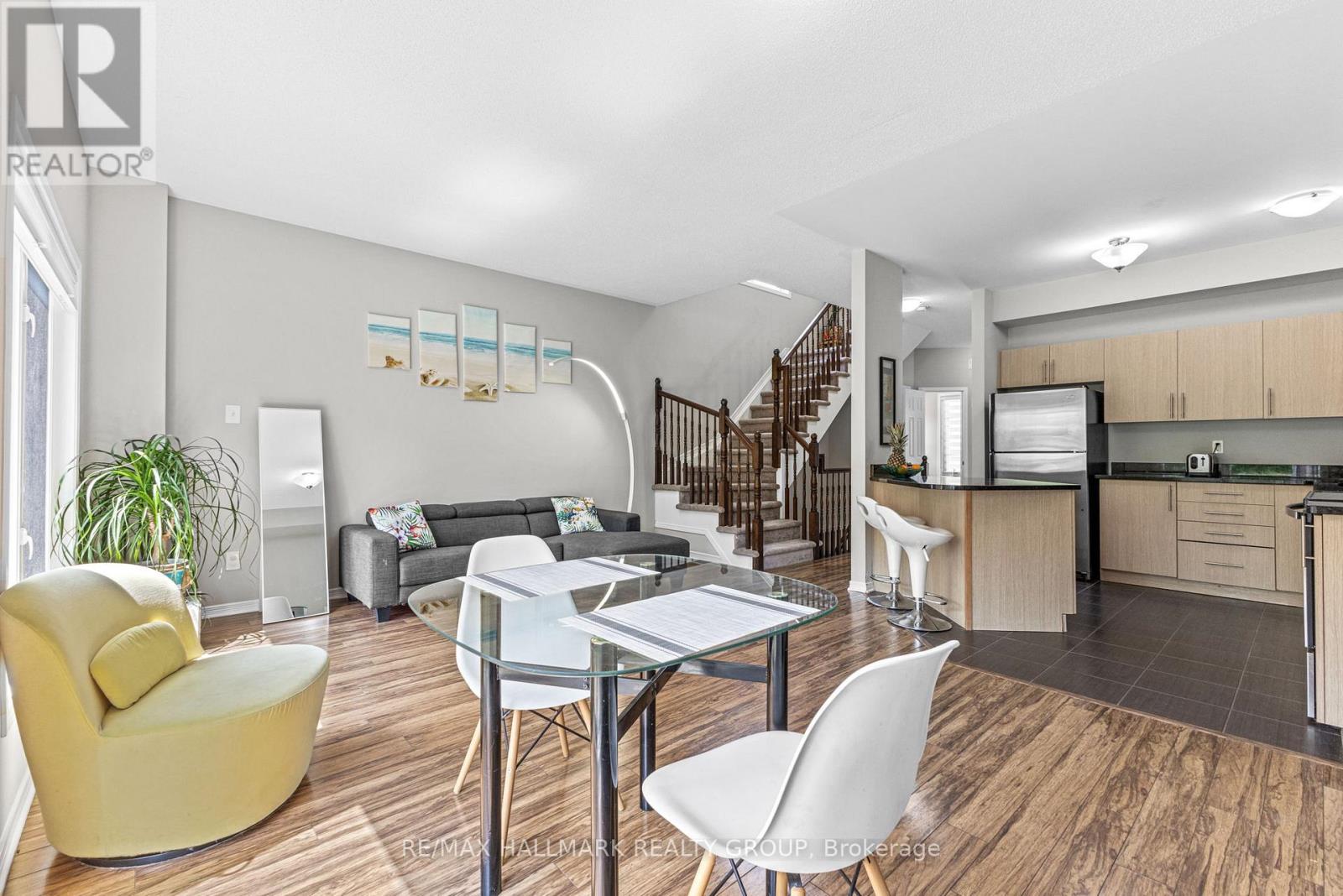 53 Dundalk Private, Ottawa, Ontario  K2J 0J5 - Photo 12 - X12216501