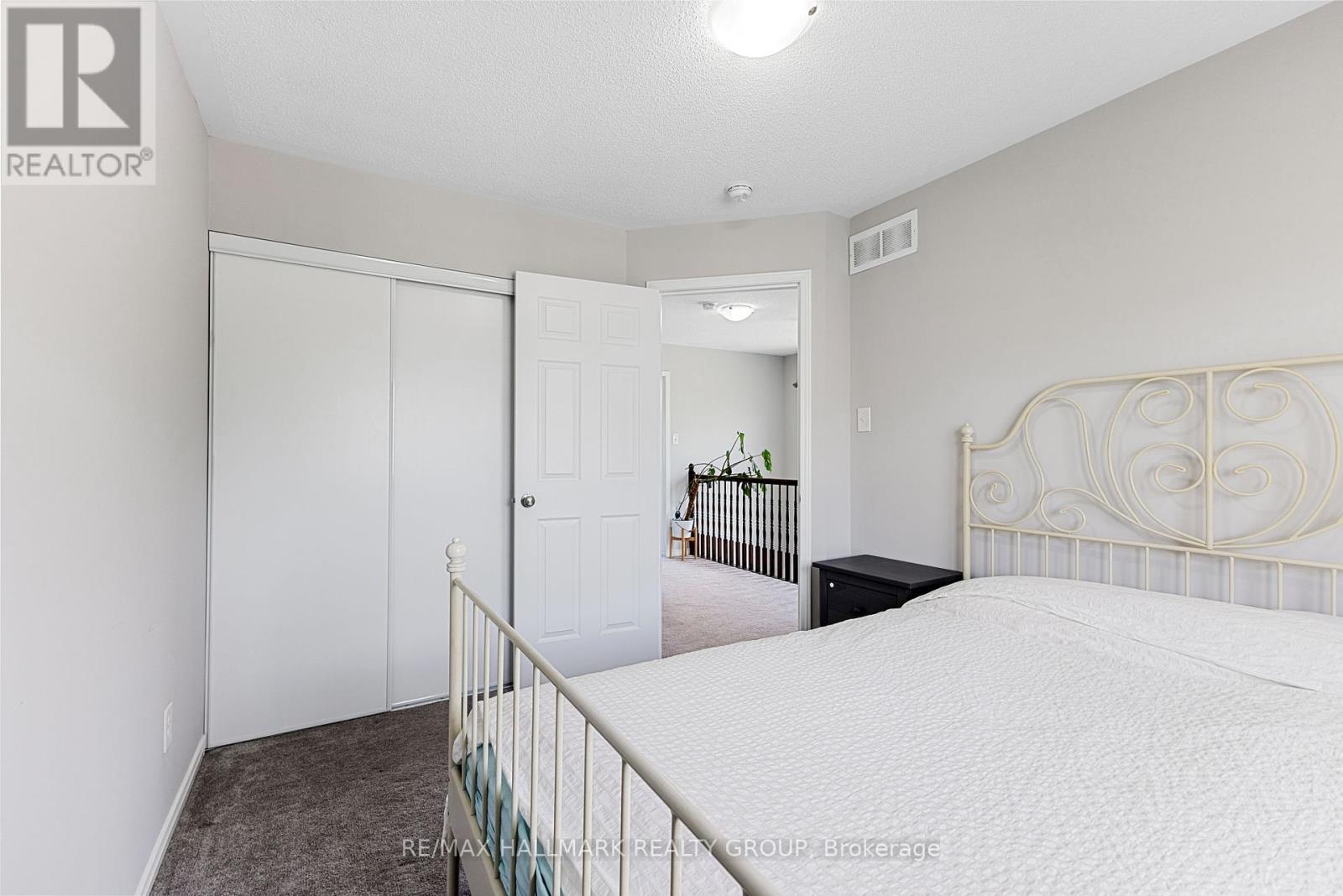 53 Dundalk Private, Ottawa, Ontario  K2J 0J5 - Photo 21 - X12216501