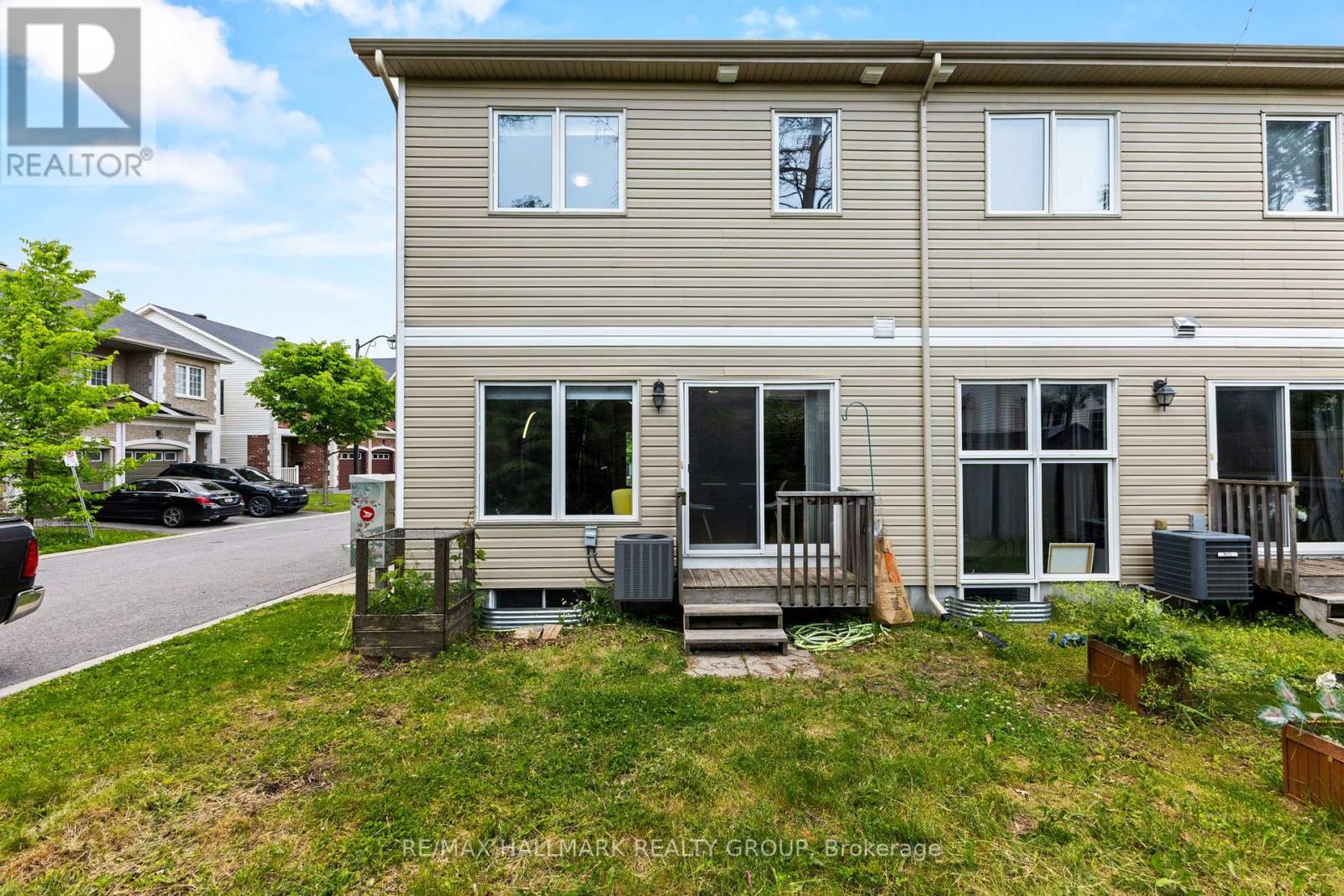 53 Dundalk Private, Ottawa, Ontario  K2J 0J5 - Photo 32 - X12216501