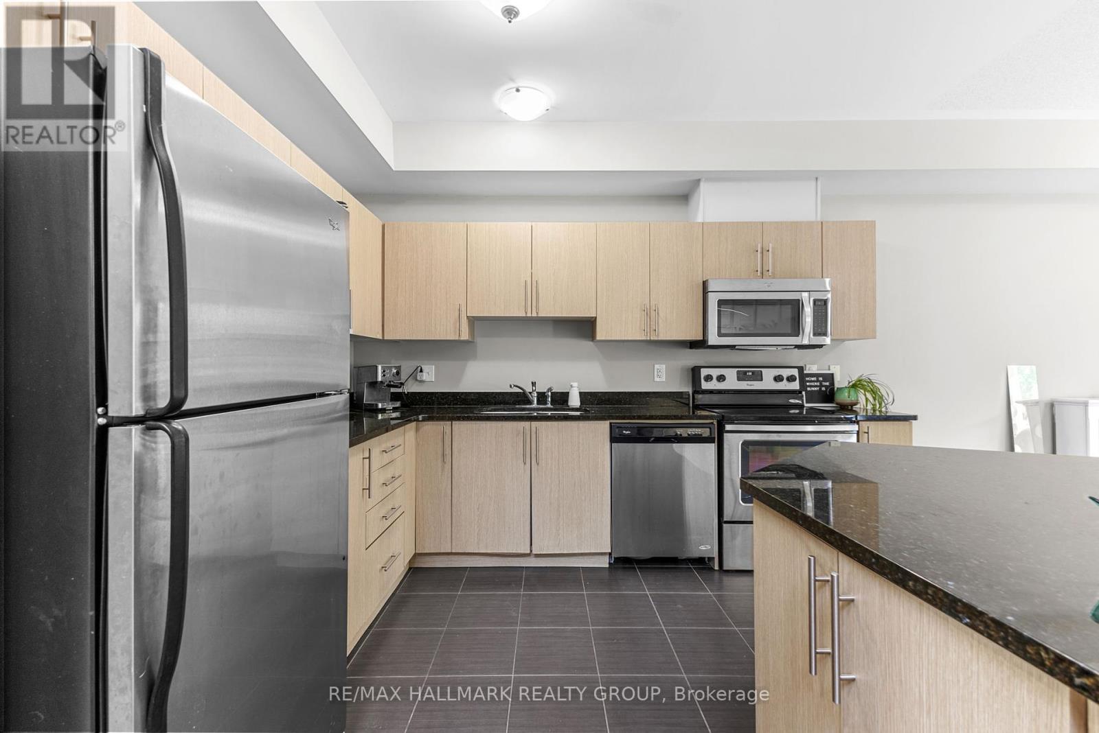 53 Dundalk Private, Ottawa, Ontario  K2J 0J5 - Photo 6 - X12216501