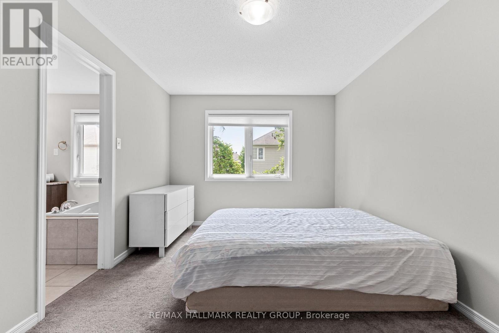 53 Dundalk Private, Ottawa, Ontario  K2J 0J5 - Photo 26 - X12216501