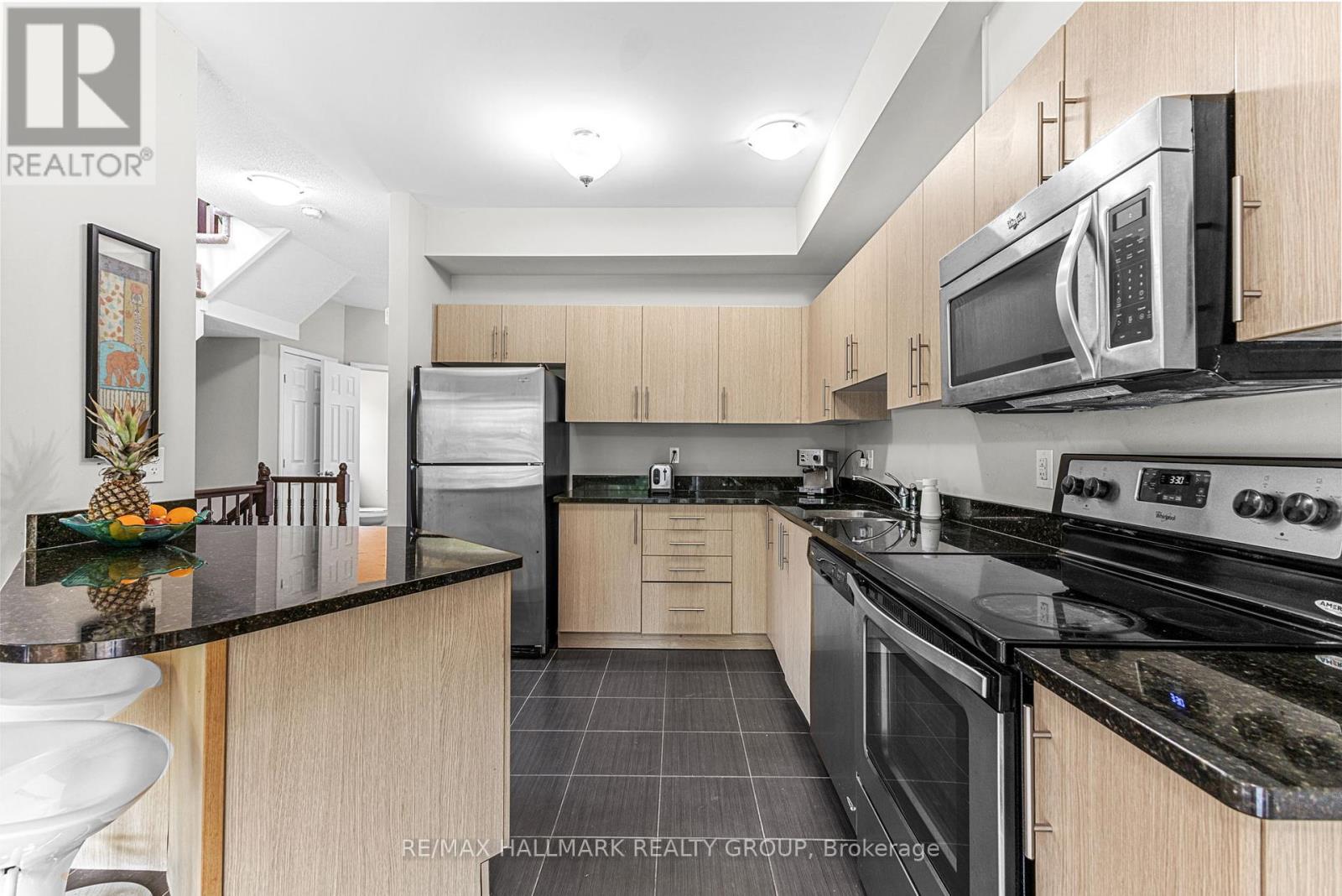 53 Dundalk Private, Ottawa, Ontario  K2J 0J5 - Photo 8 - X12216501
